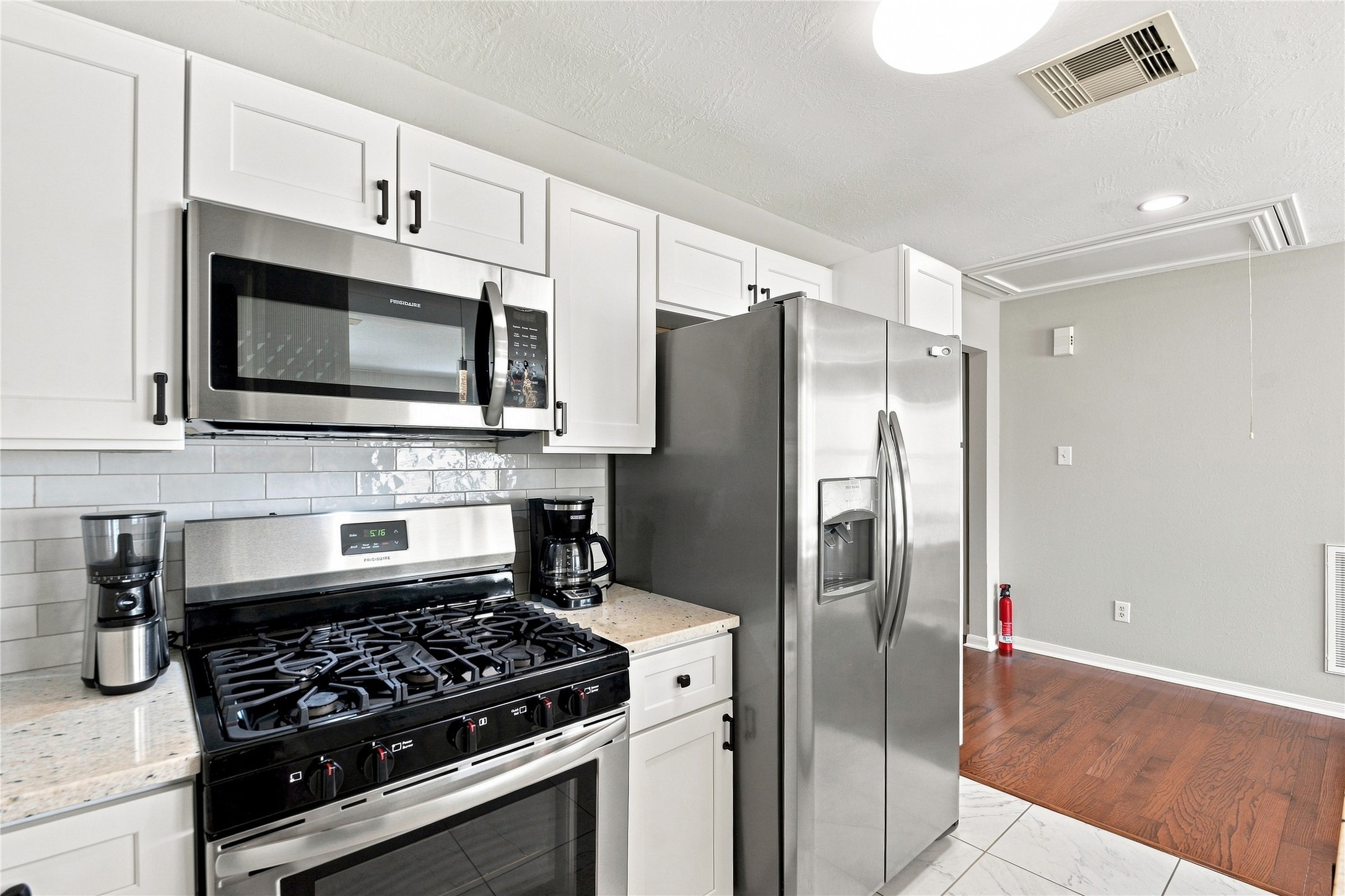 1421 Ruthven Street Property Photo 27