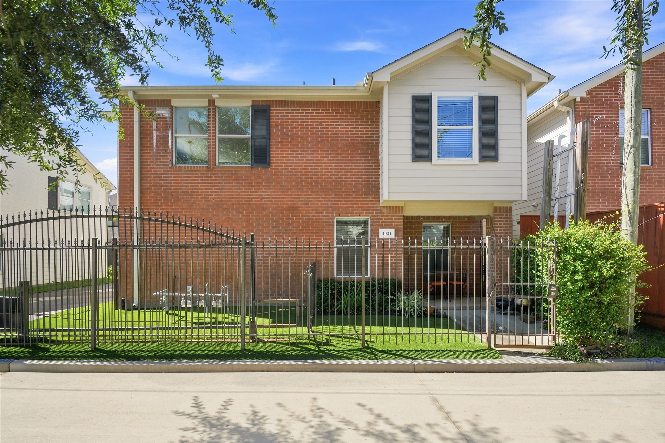 1421 Ruthven Street Property Photo 34