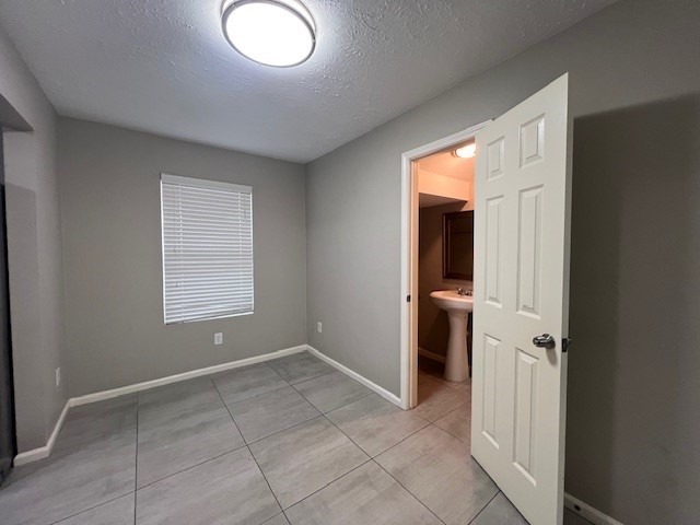 12407 Nectar Court Property Photo 3