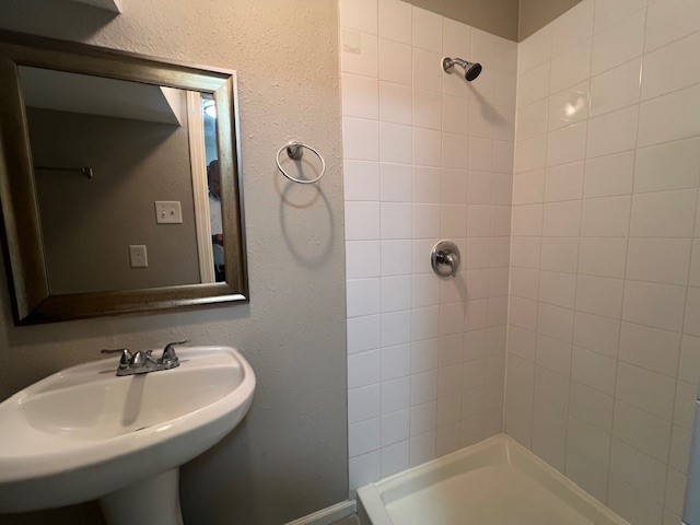 12407 Nectar Court Property Photo 6