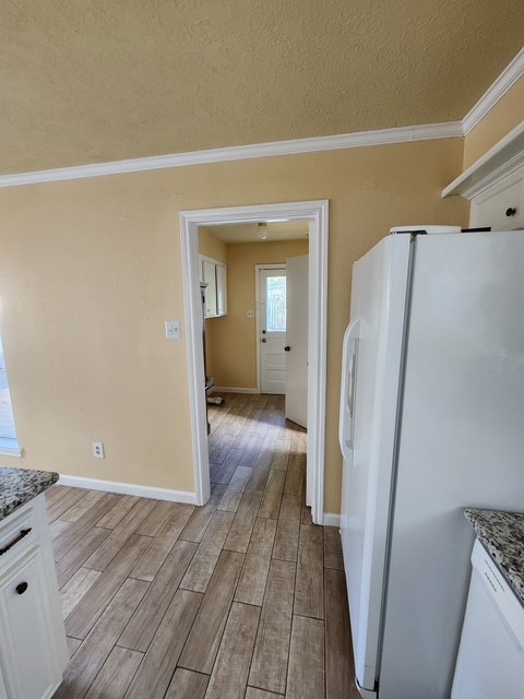 9614 Halkirk Street Property Photo 10