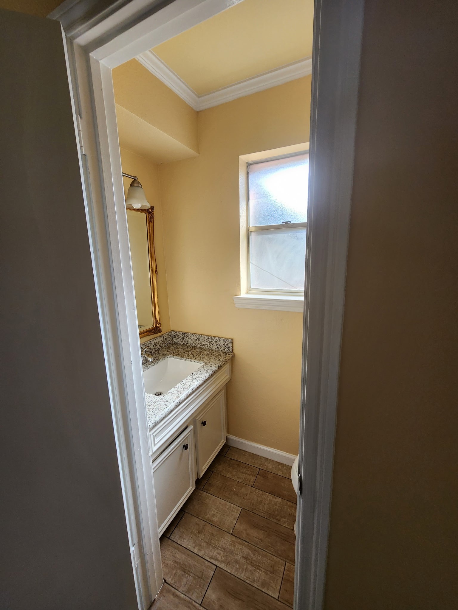 9614 Halkirk Street Property Photo 11