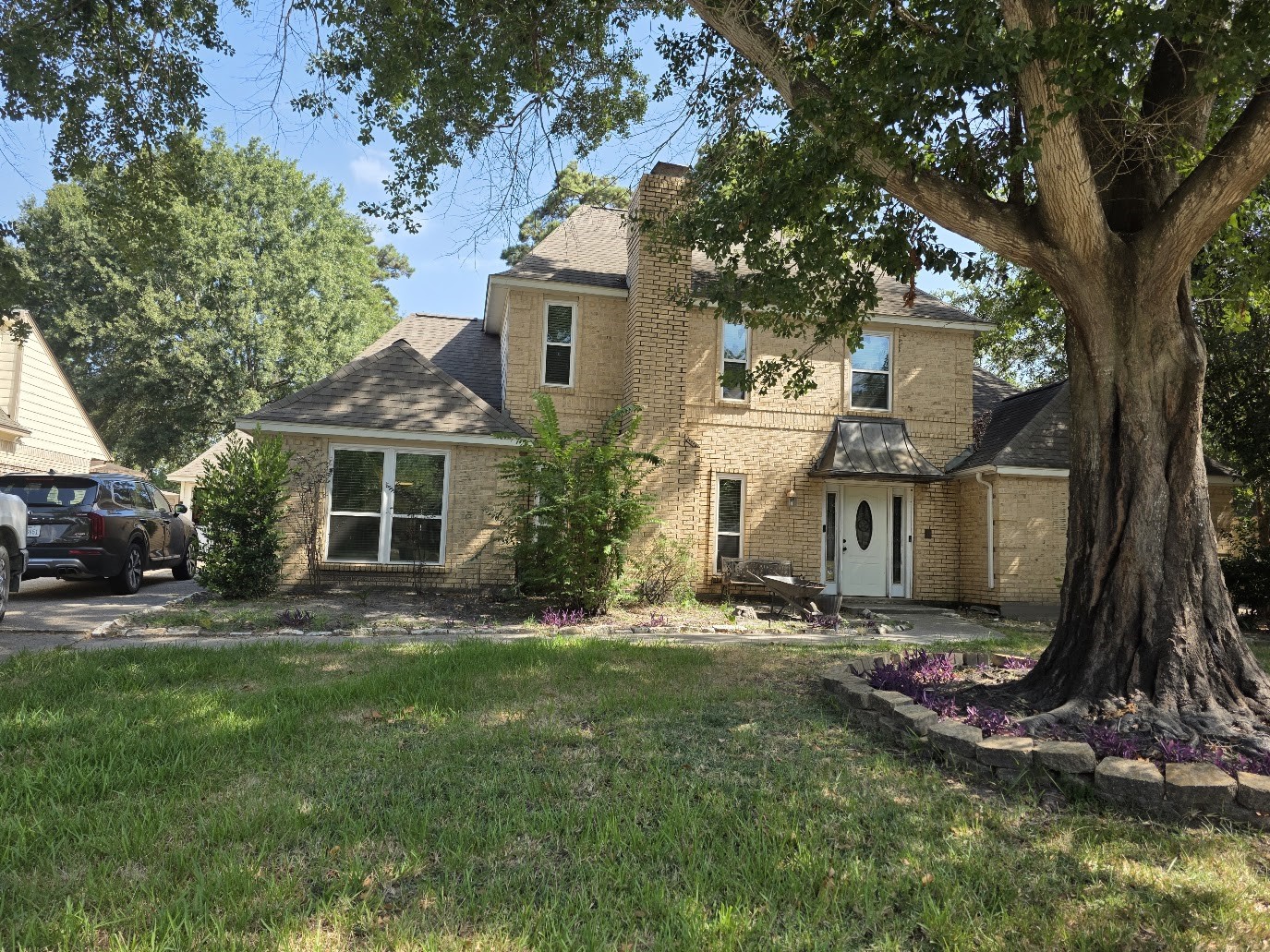 8119 Rebawood Drive Property Photo 4