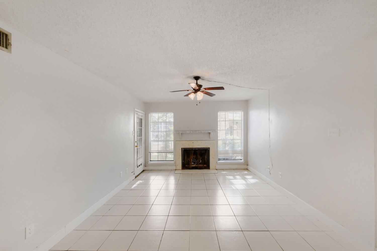 10101 S Gessner Road 409 Property Photo 4