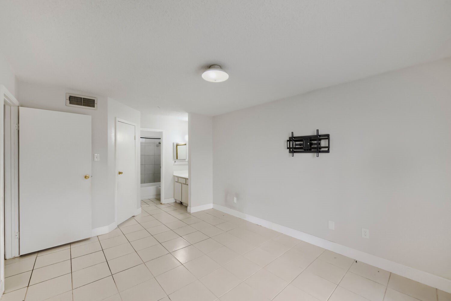 10101 S Gessner Road 409 Property Photo 21