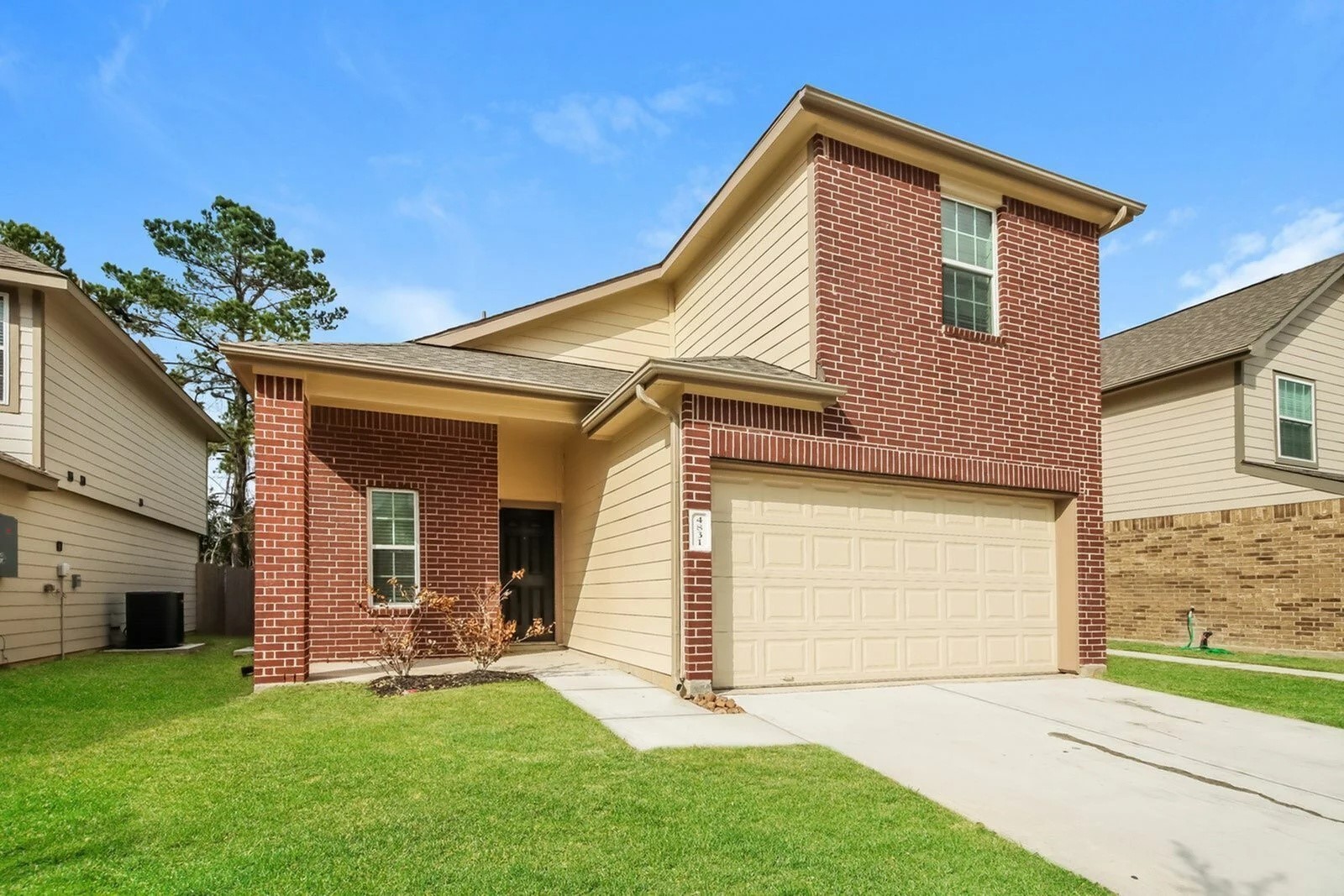 4831 Sweet Chestnut Way Property Photo 2