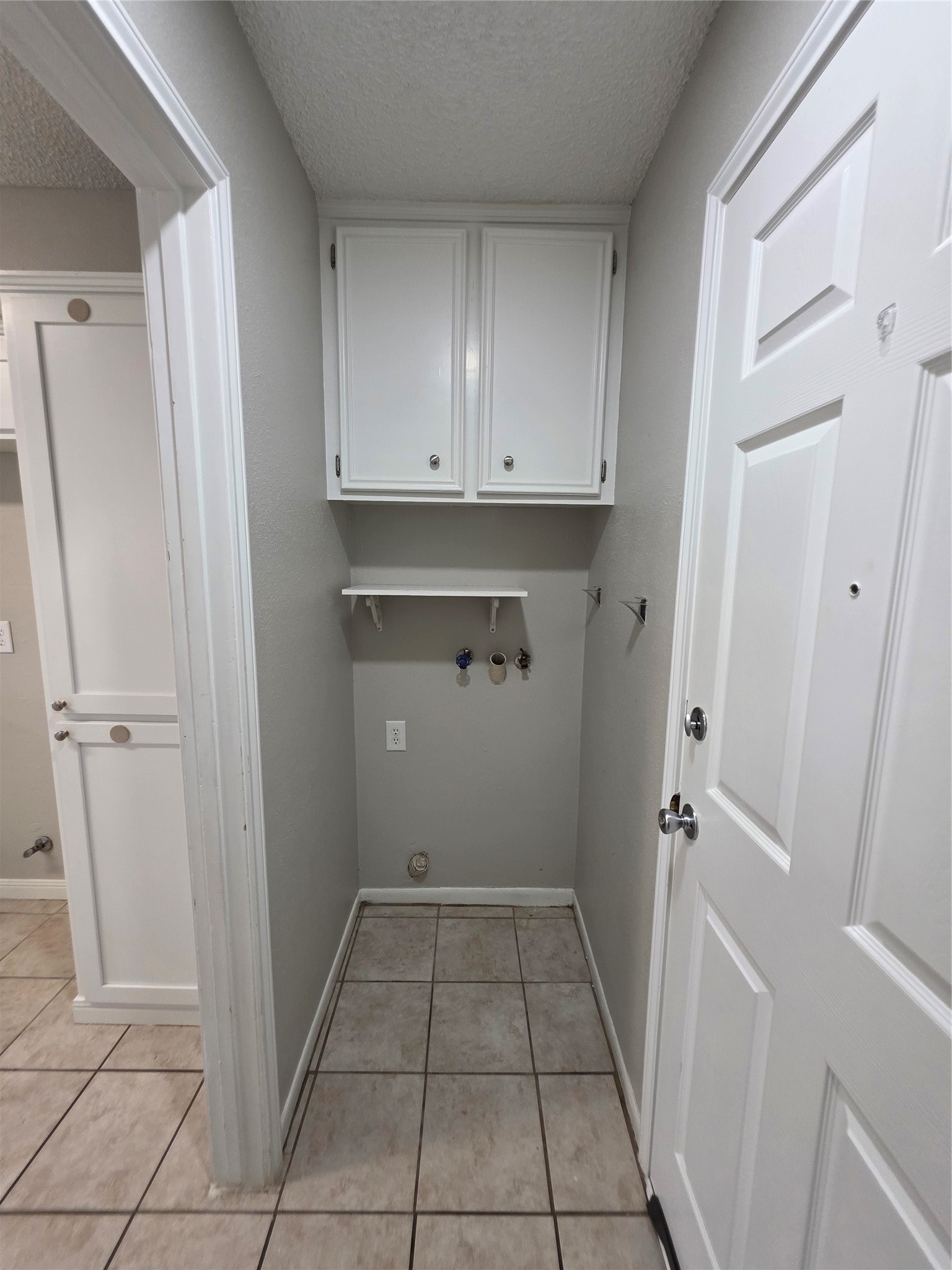 6607 Rockfield Drive Property Photo 8