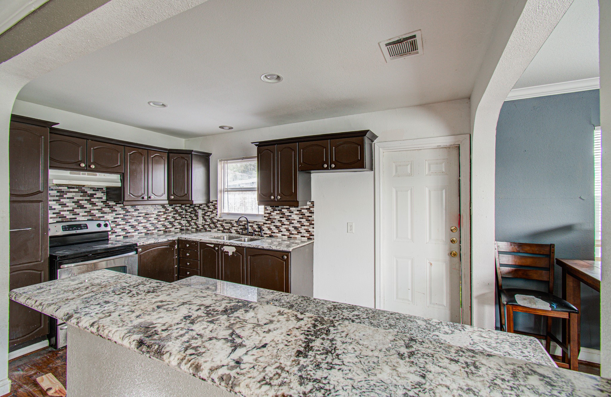 1203 Ruell Street Property Photo 16
