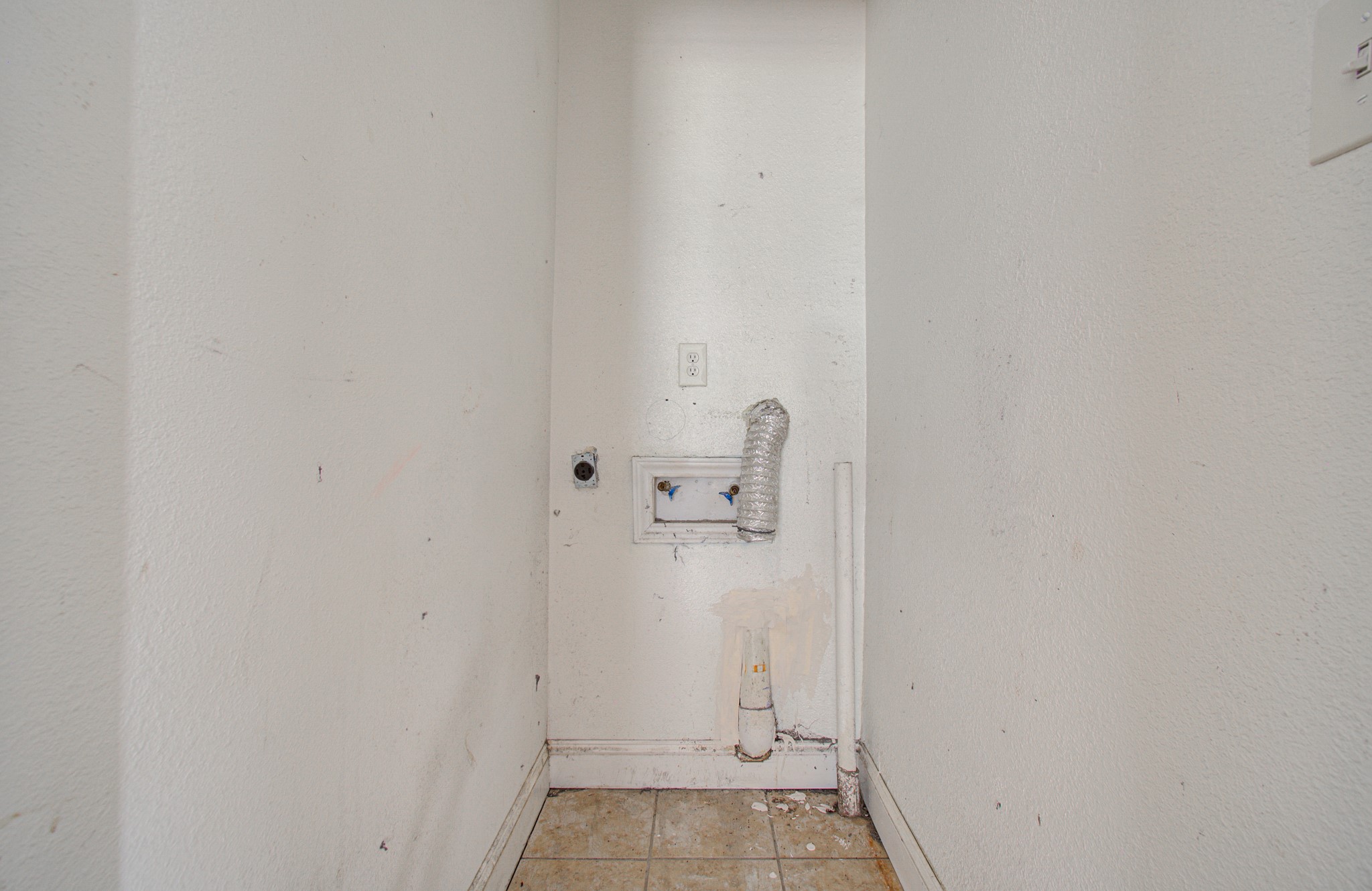 1203 Ruell Street Property Photo 27