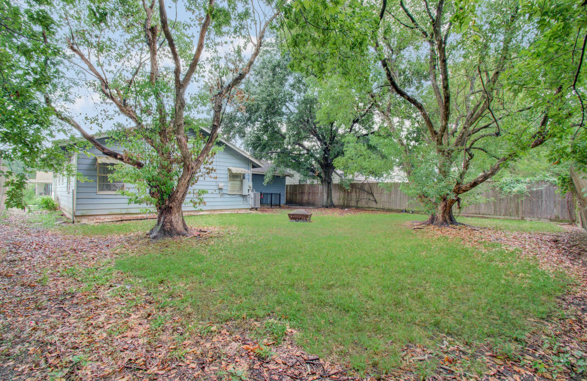 1203 Ruell Street Property Photo 32