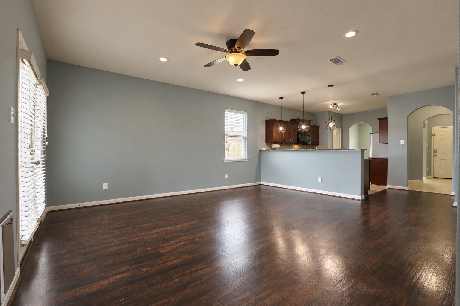 1634 Pink Stone Drive Property Photo 7