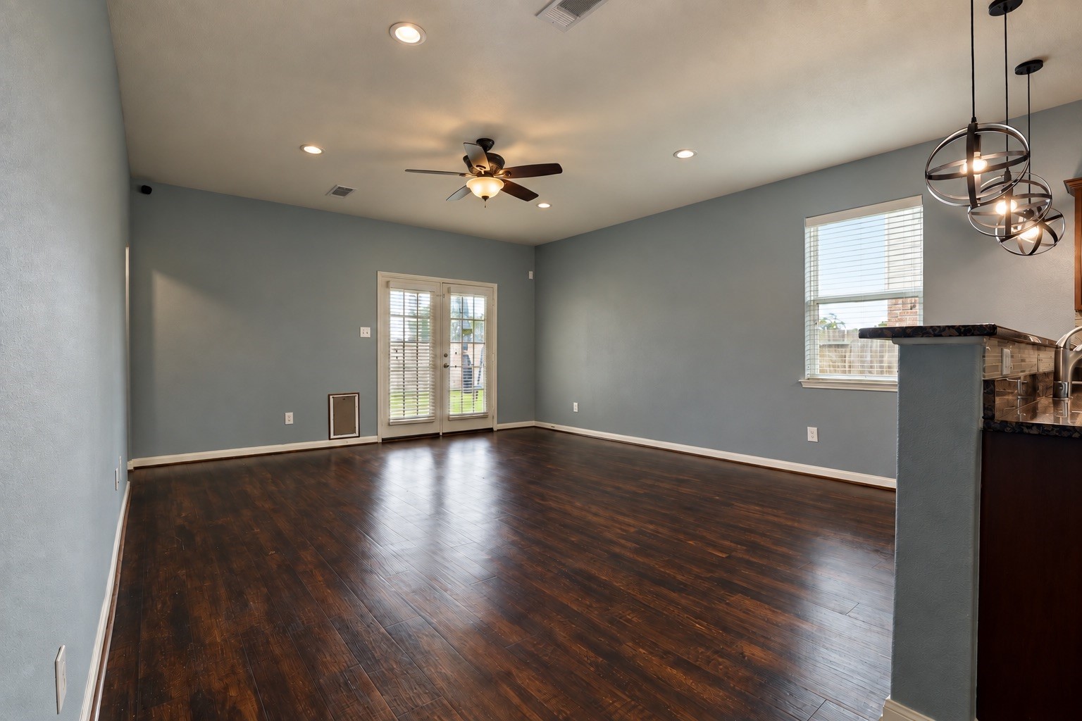 1634 Pink Stone Drive Property Photo 11