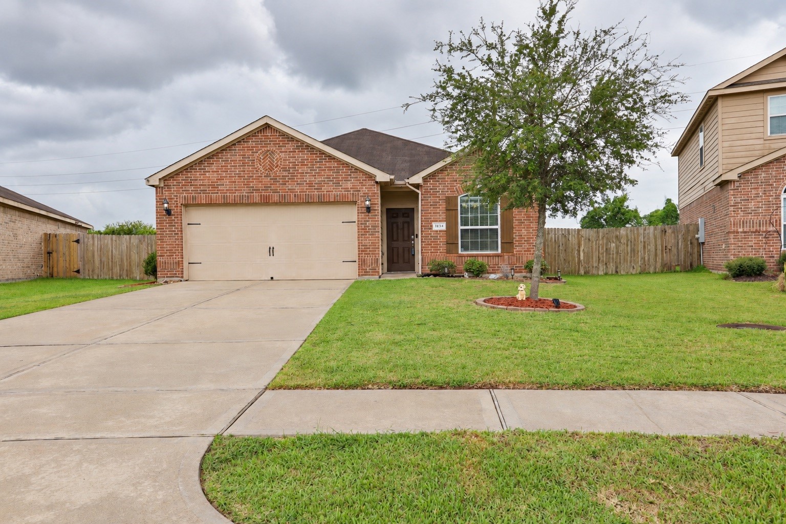 1634 Pink Stone Drive Property Photo 17