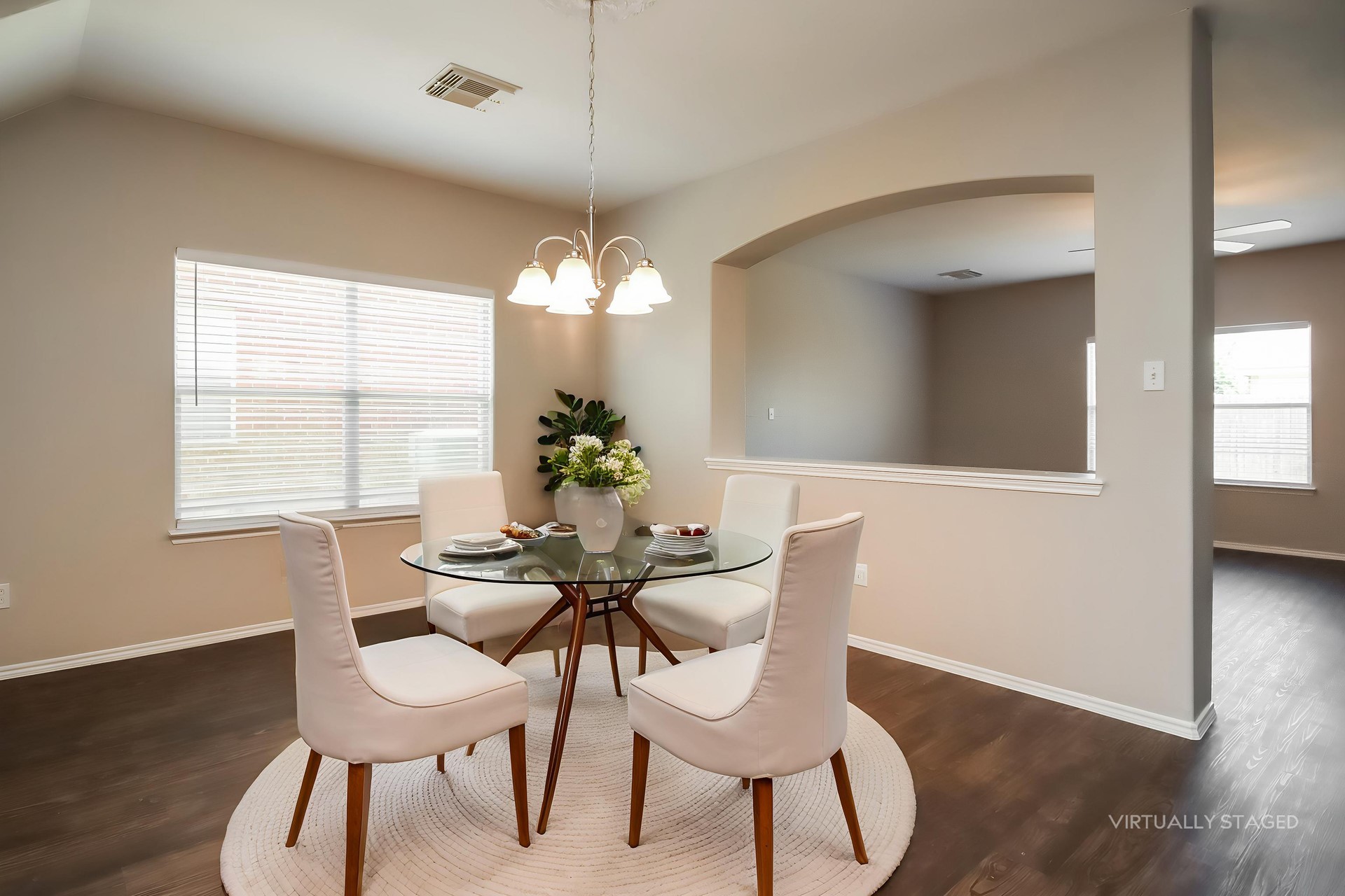 8610 Sunny Gallop Drive Property Photo 8
