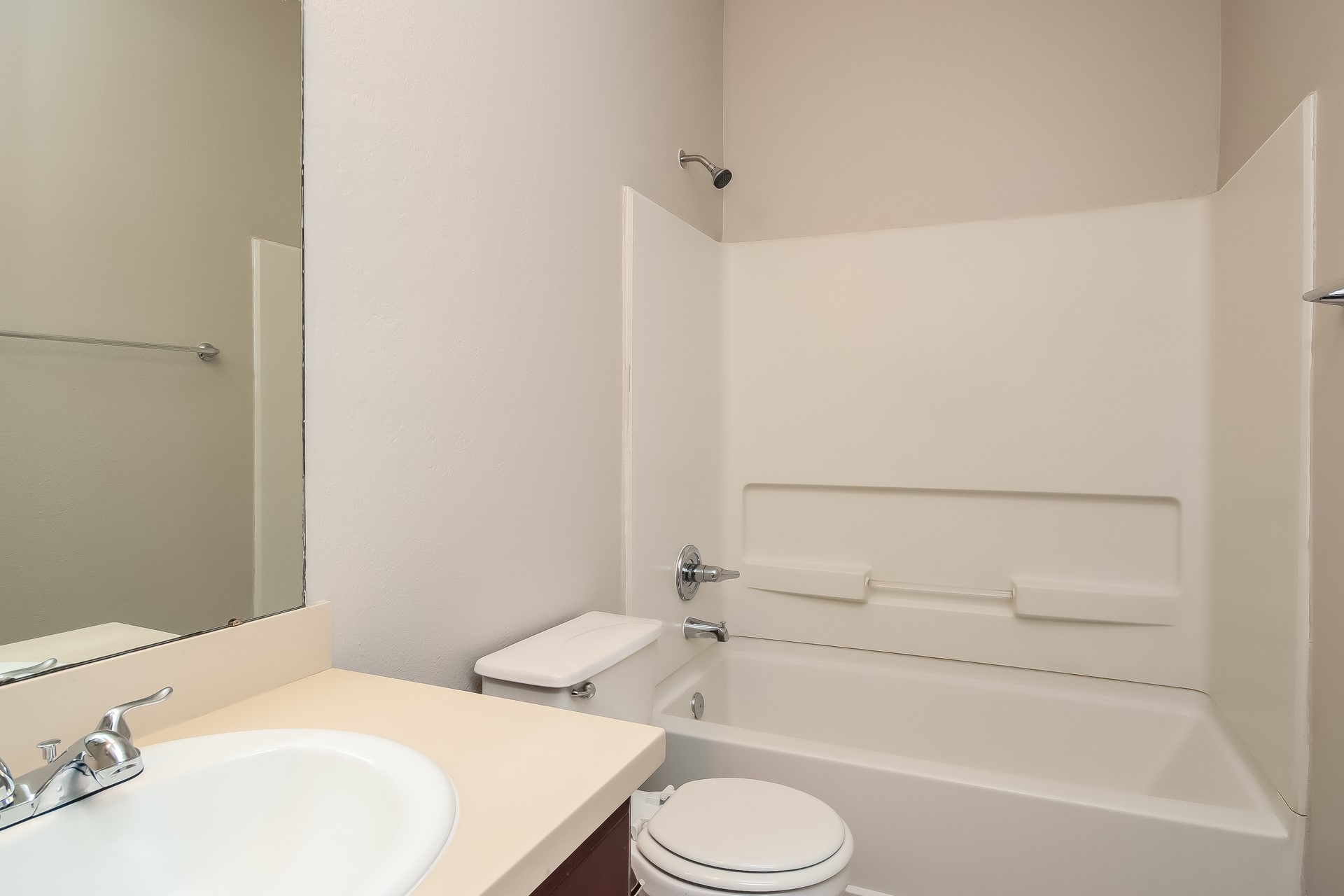 8610 Sunny Gallop Drive Property Photo 15