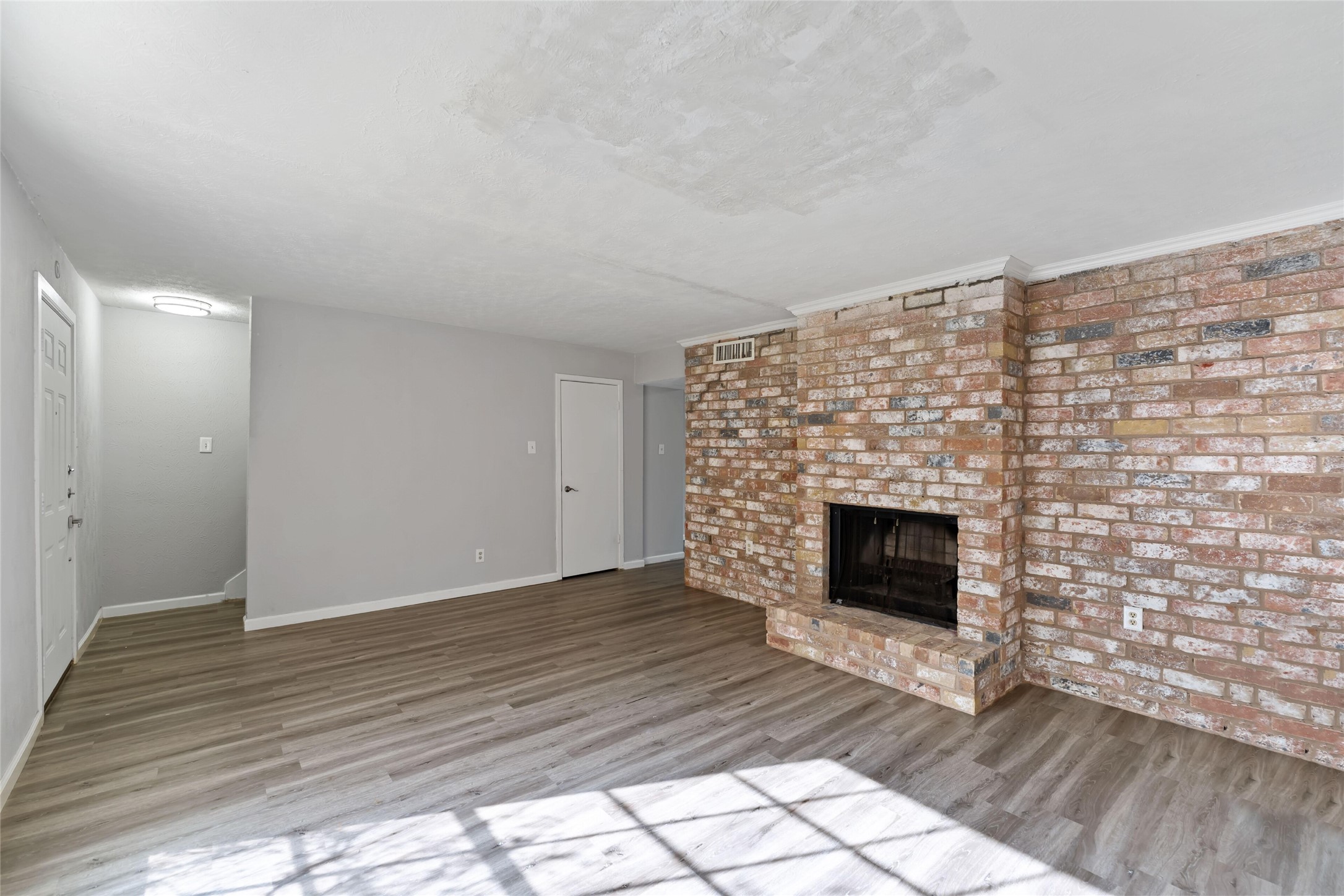 4154 Belle Park Drive 4154 Property Photo 4