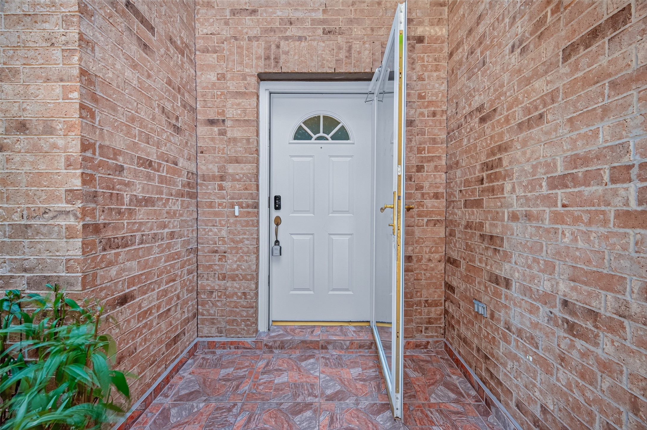 16407 Leedswell Lane Property Photo 7