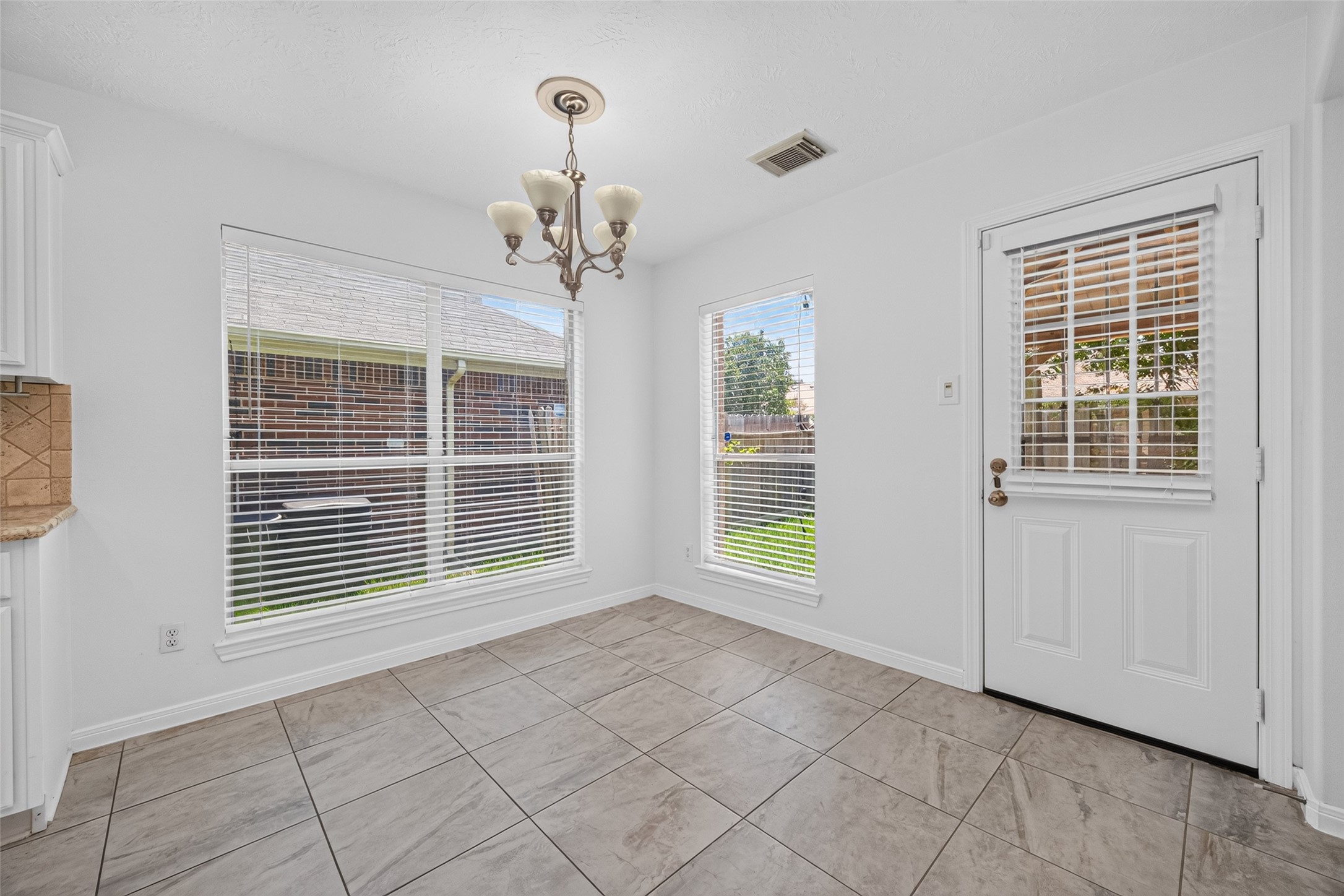 16407 Leedswell Lane Property Photo 19