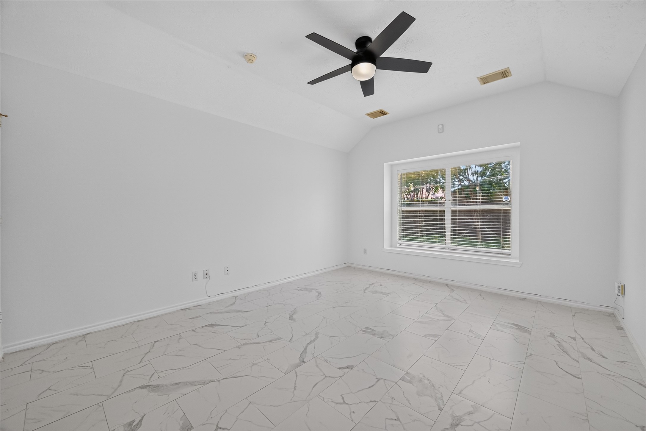 16407 Leedswell Lane Property Photo 26