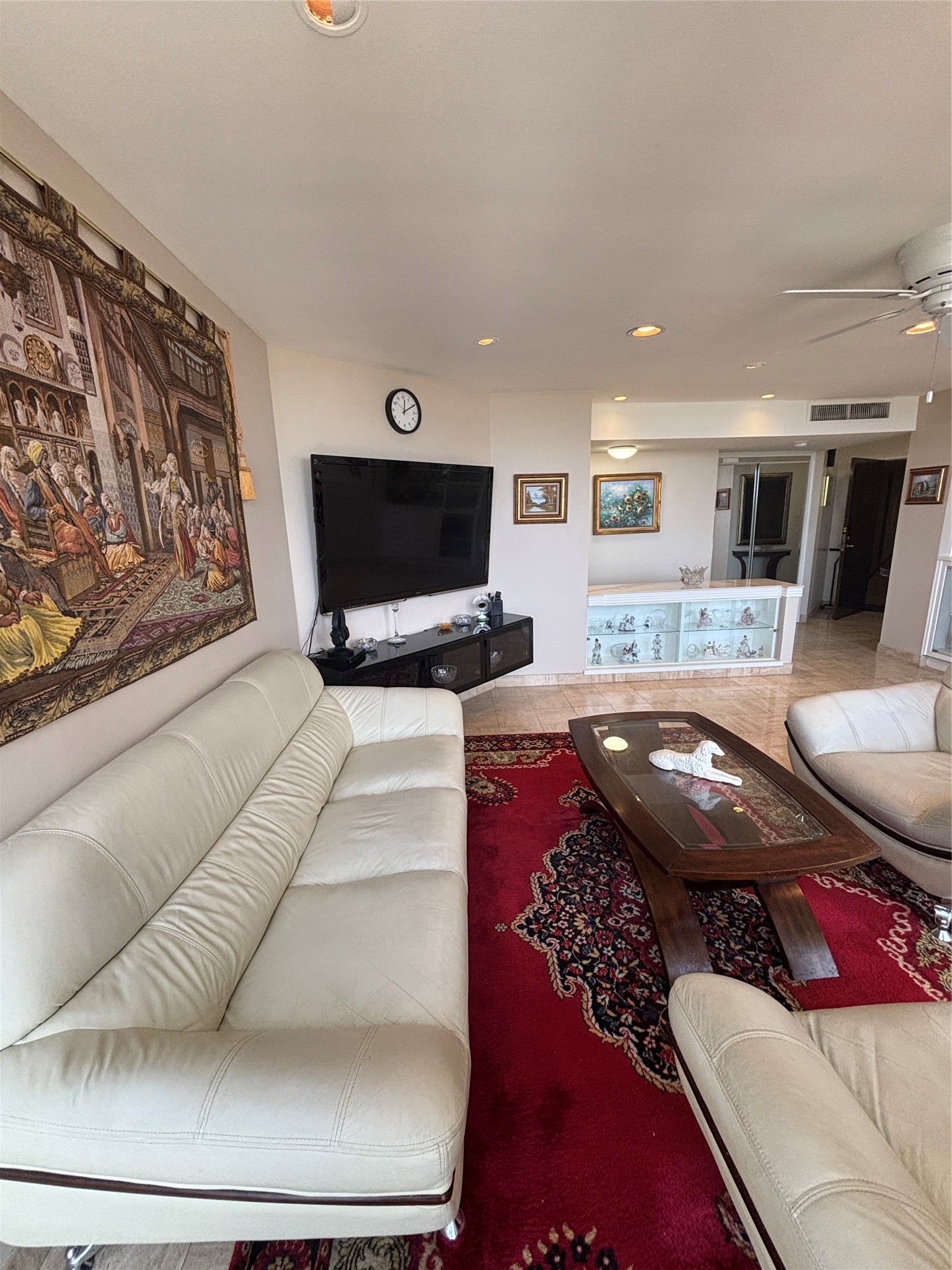1111 Bering Drive 1205 Property Photo 8
