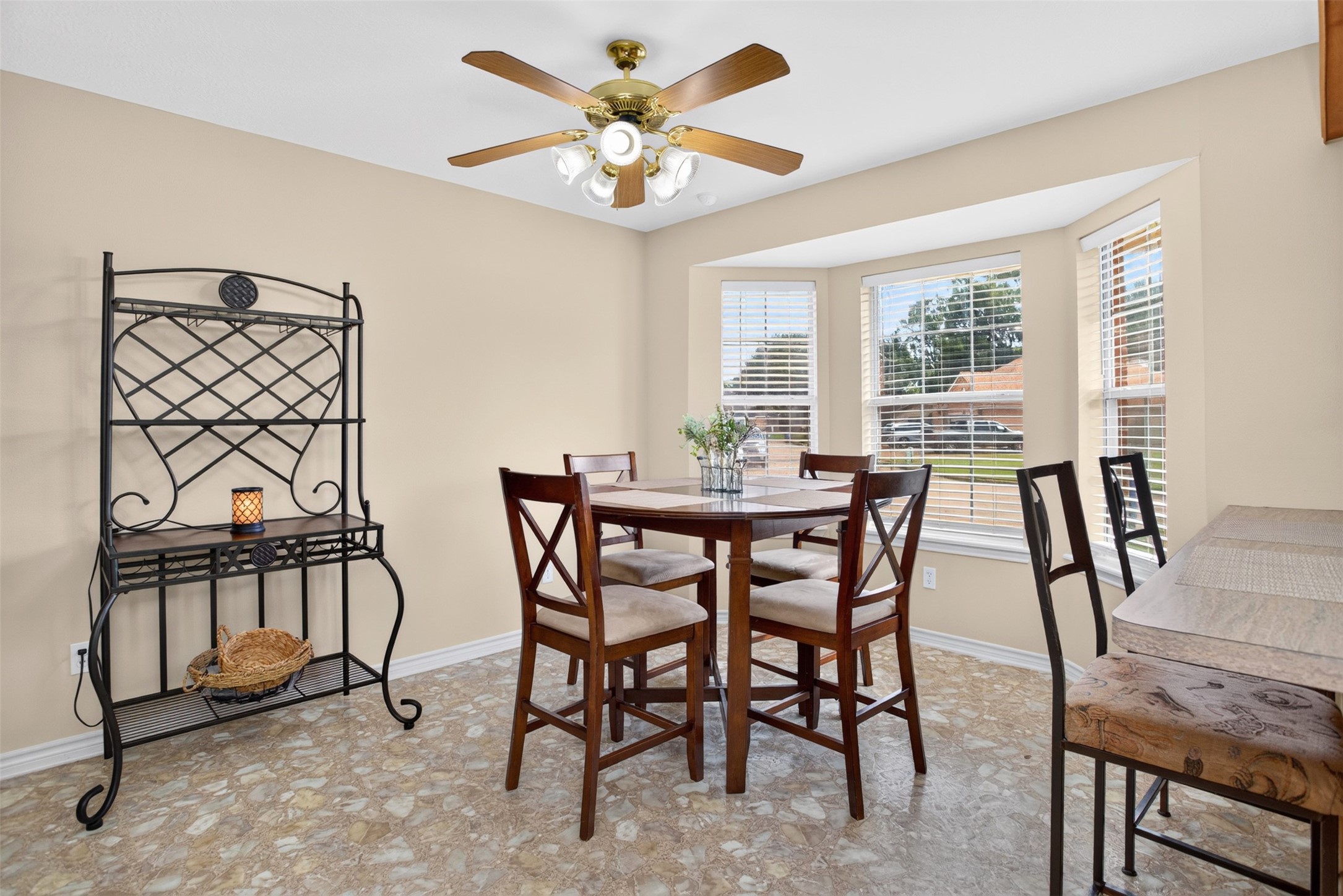 1307 Mary Lee Lane Property Photo 12