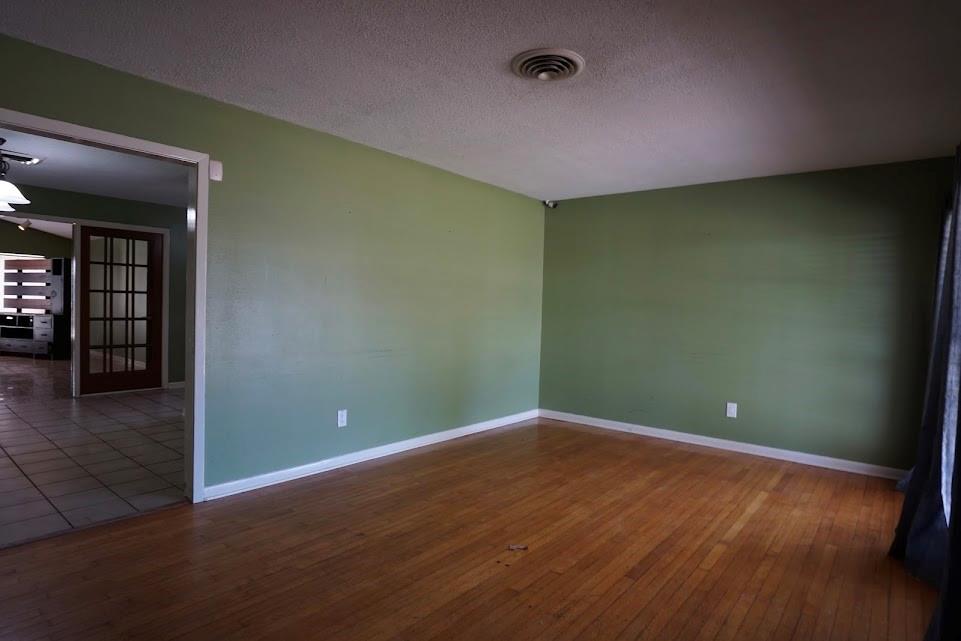 206 Carnation Street, Lake Jackson Tx 77566 Property Photo 12