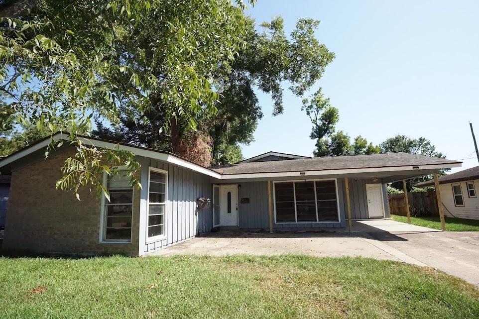 206 Carnation Street, Lake Jackson Tx 77566 Property Photo 23