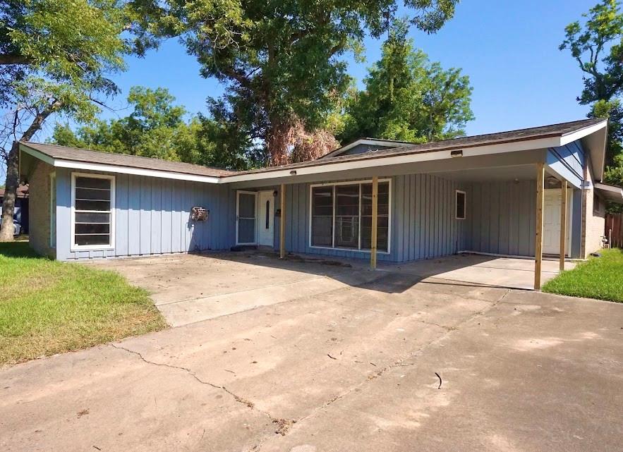 206 Carnation Street, Lake Jackson Tx 77566 Property Photo 24