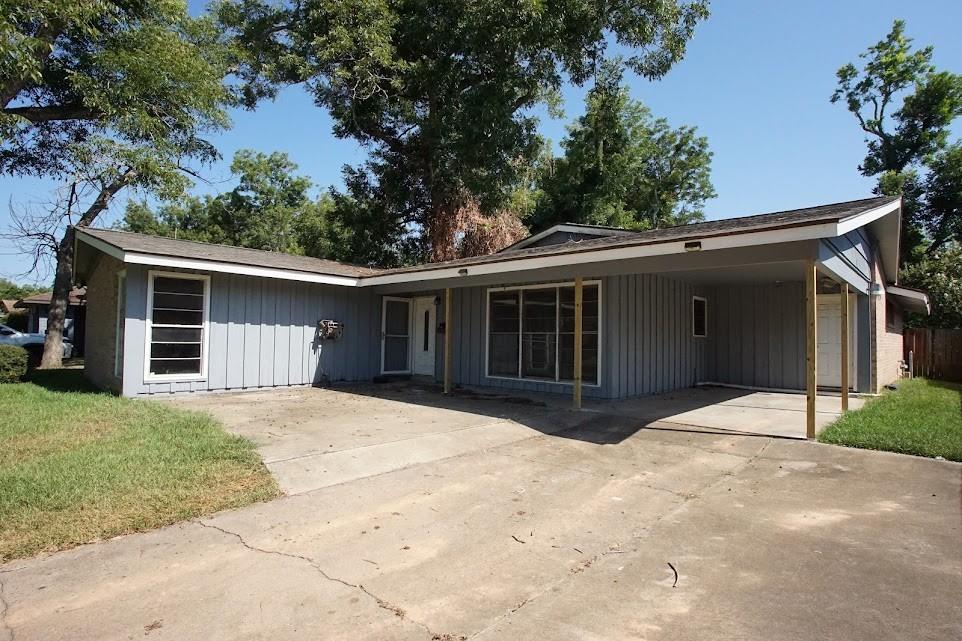 206 Carnation Street, Lake Jackson Tx 77566 Property Photo 25