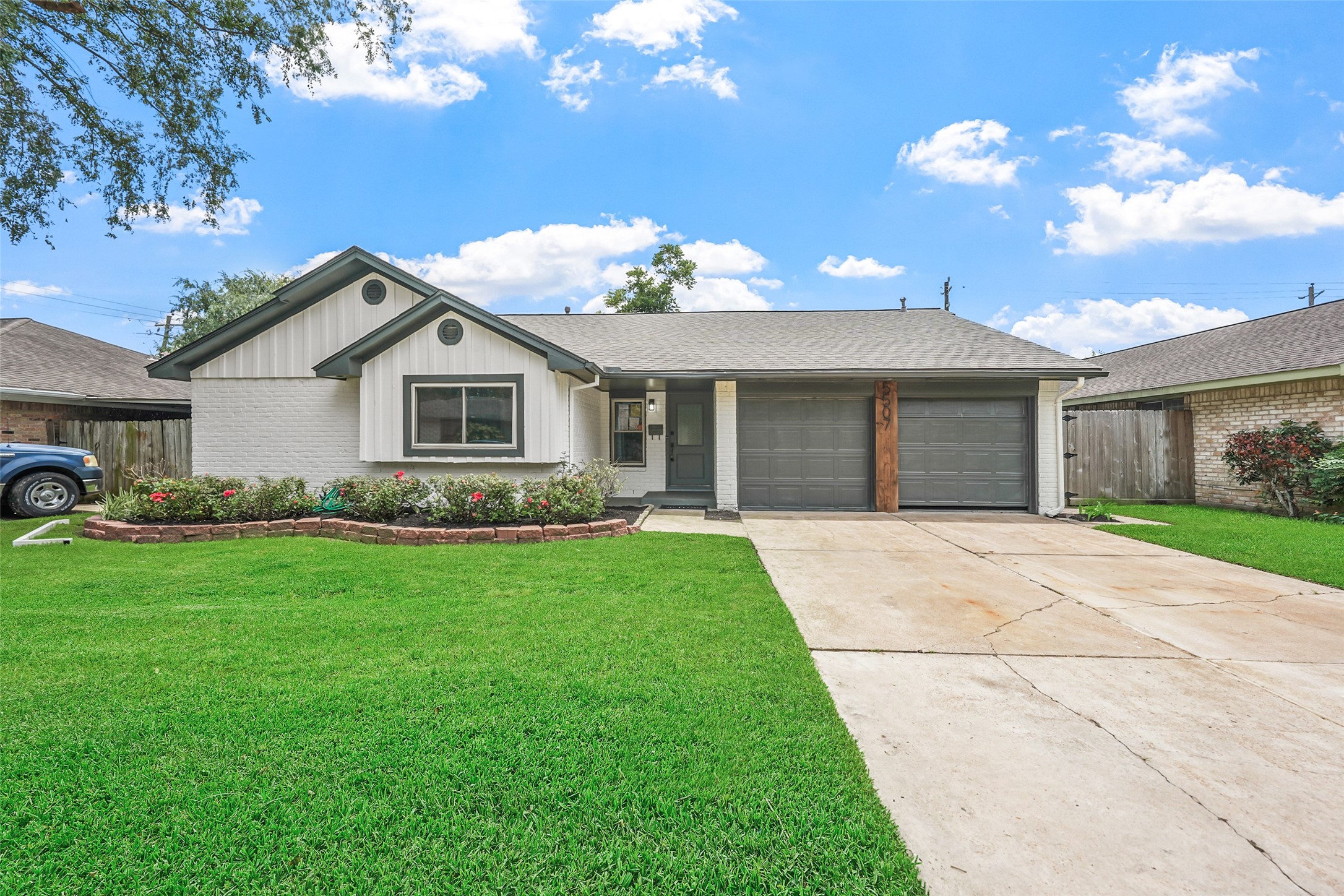 5507 De Milo Drive Property Photo 1