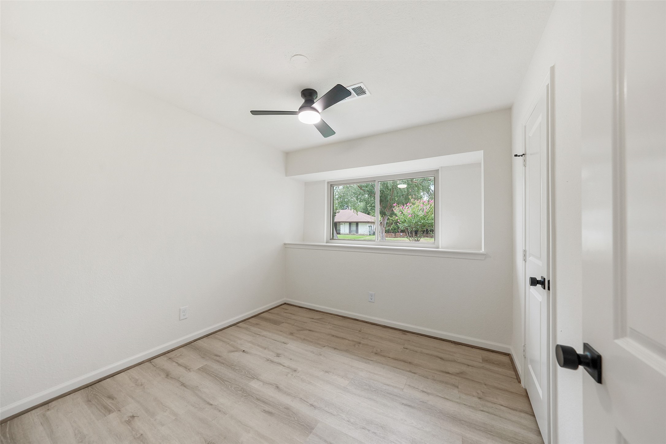 5507 De Milo Drive Property Photo 17
