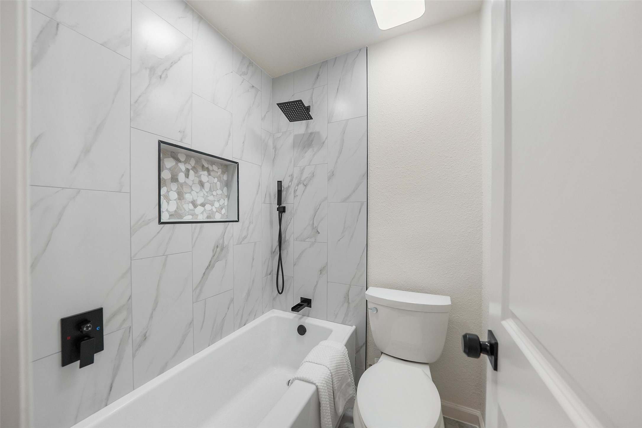 5507 De Milo Drive Property Photo 21