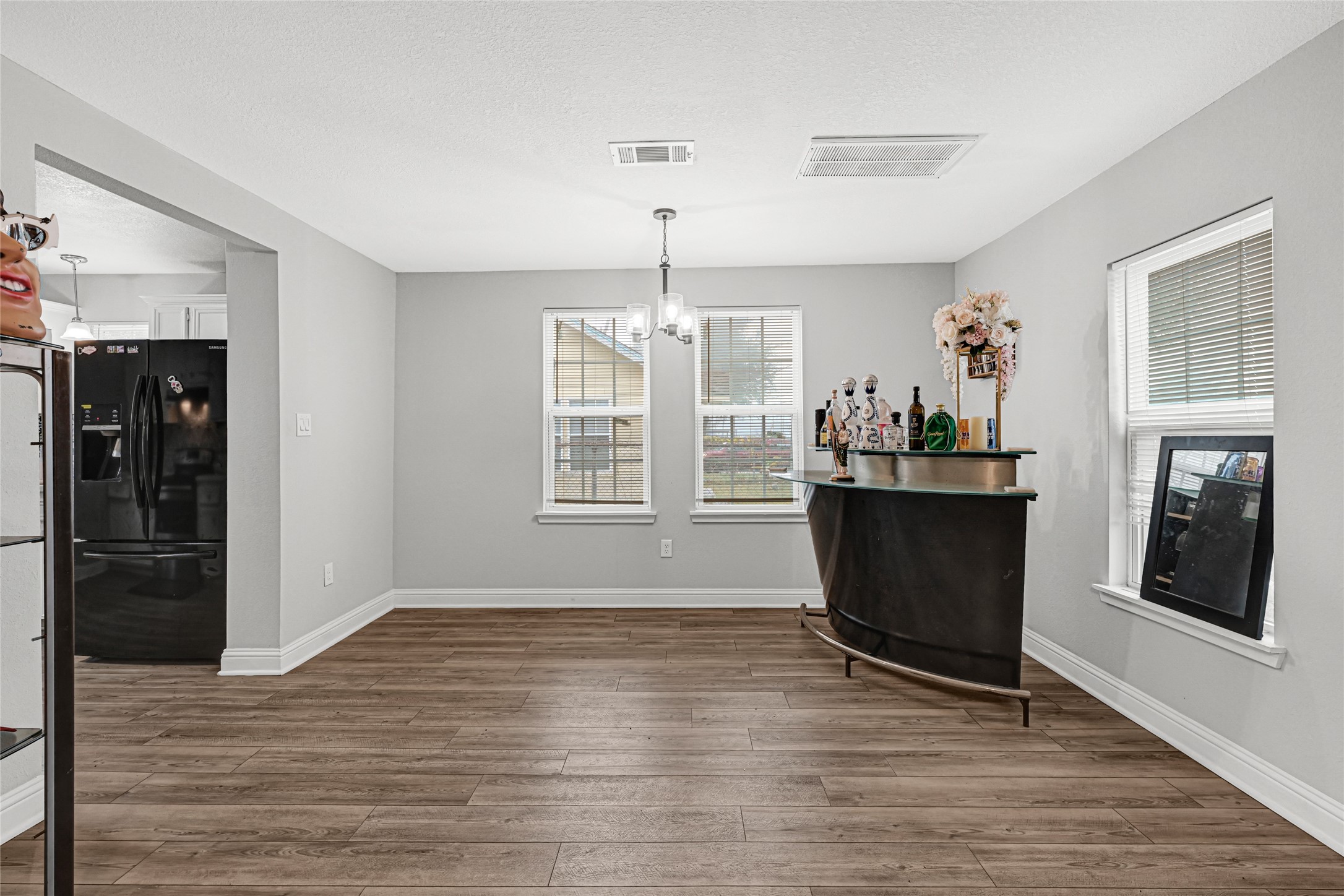 1300 Cypress Street Property Photo 6