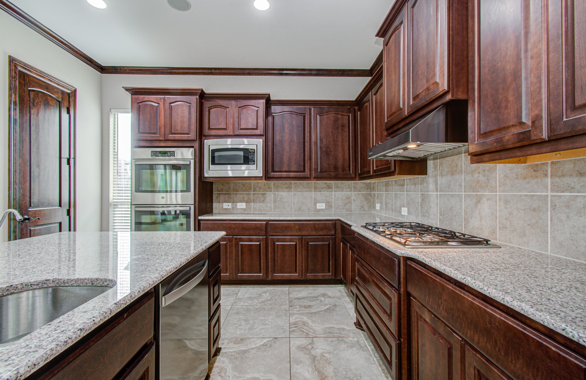 5711 Avon Landing Lane Property Photo 13