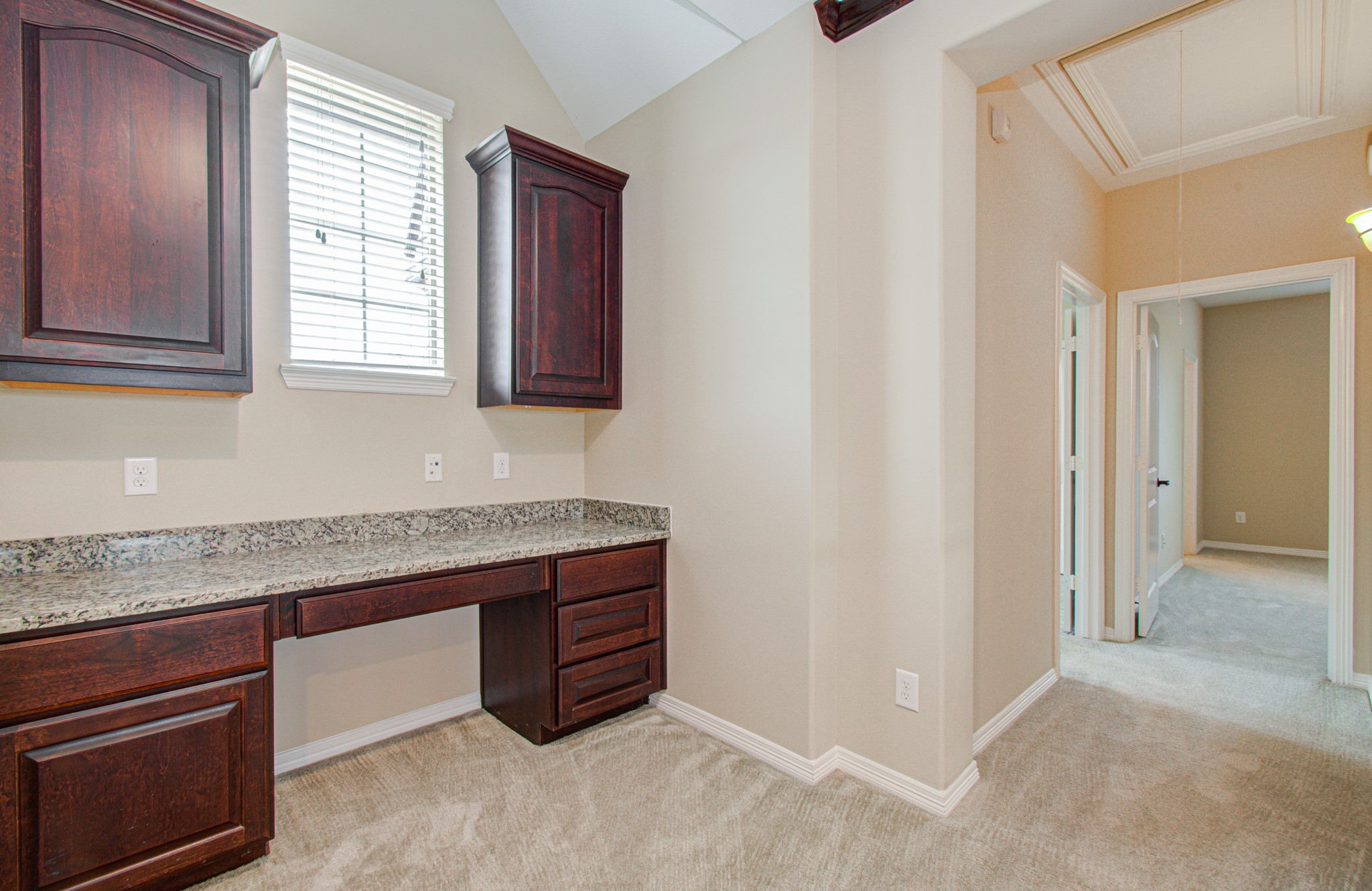 5711 Avon Landing Lane Property Photo 29