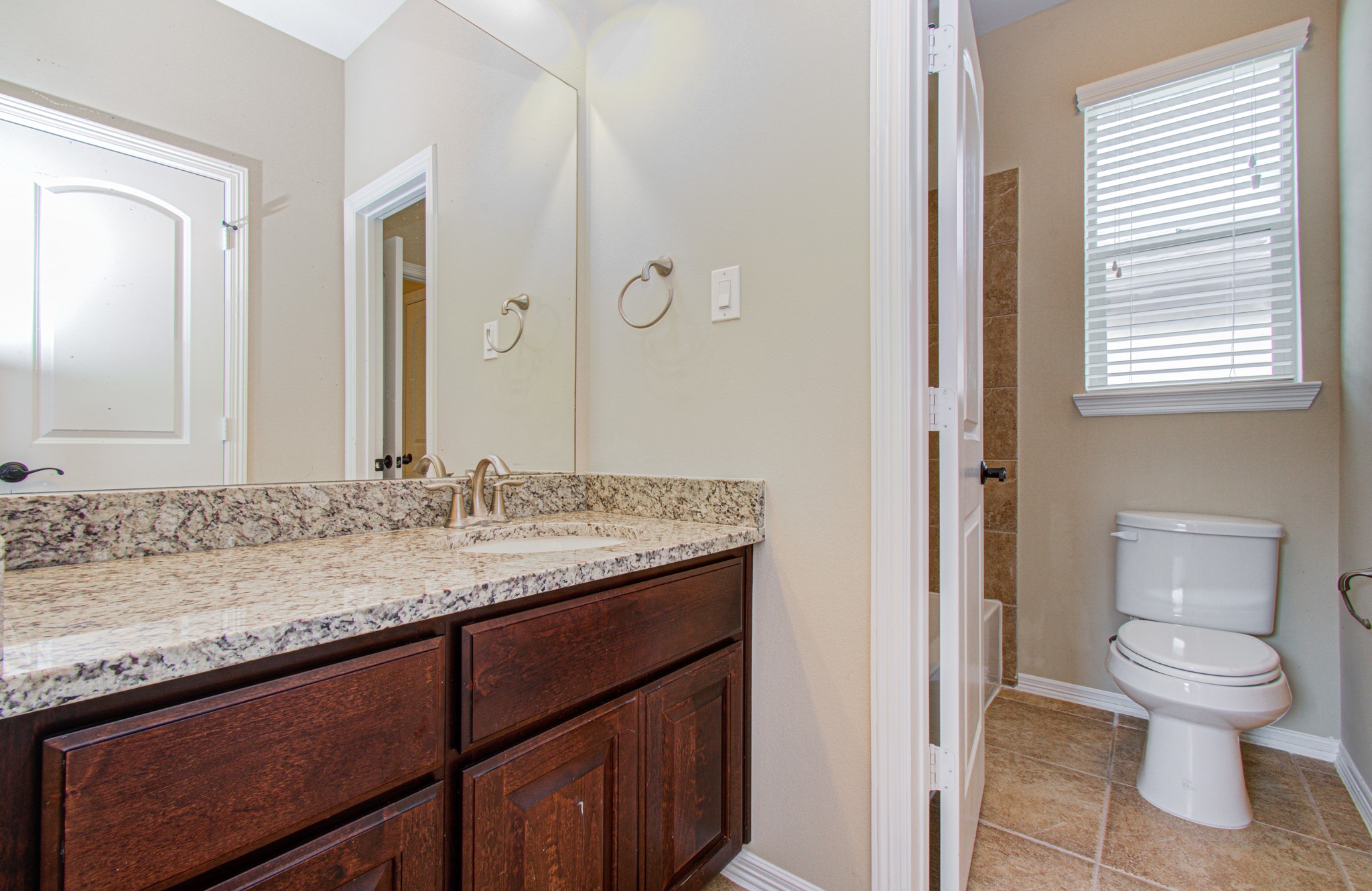 5711 Avon Landing Lane Property Photo 32