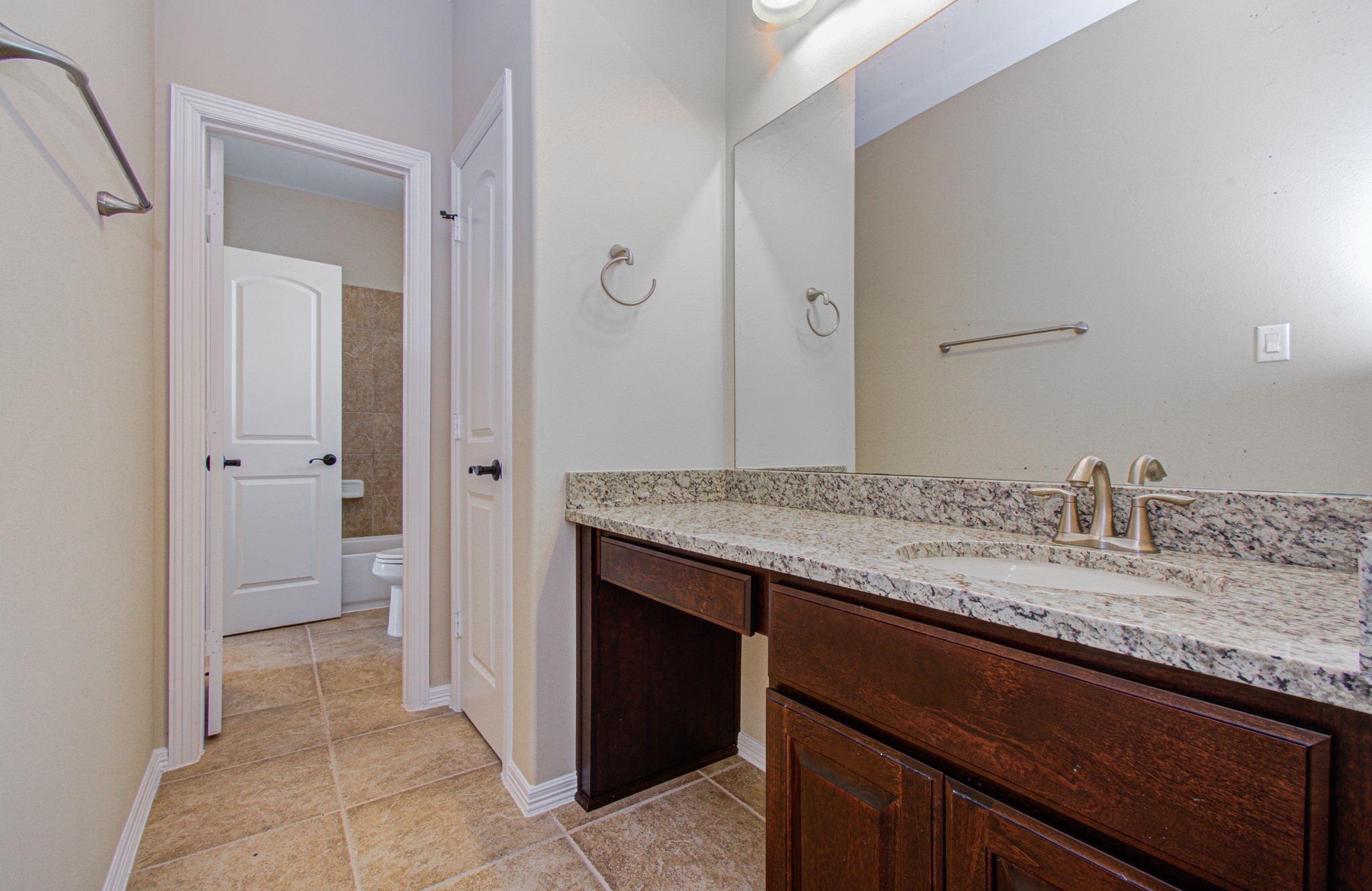 5711 Avon Landing Lane Property Photo 35