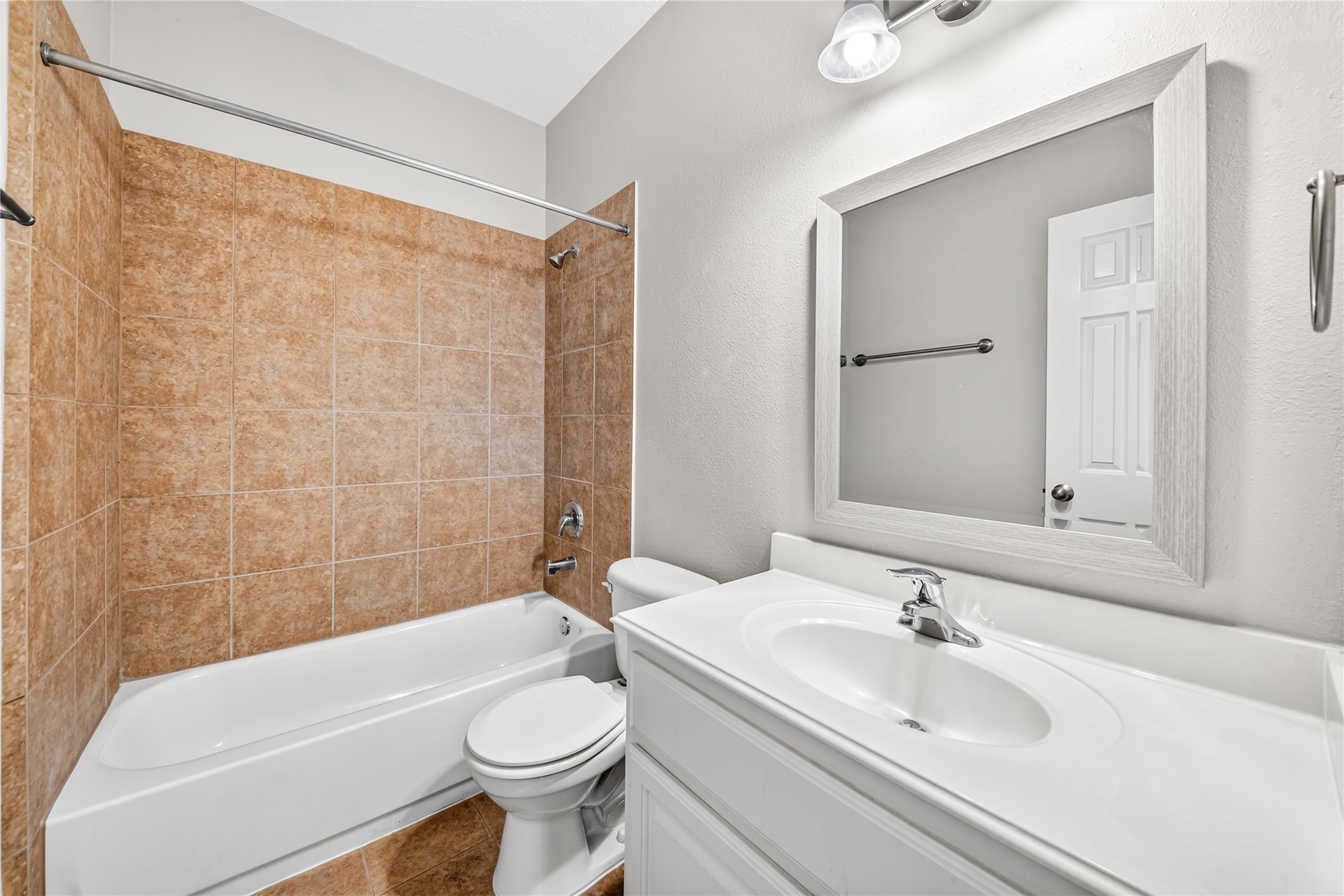 1470 Sherwood Park Circle Property Photo 10