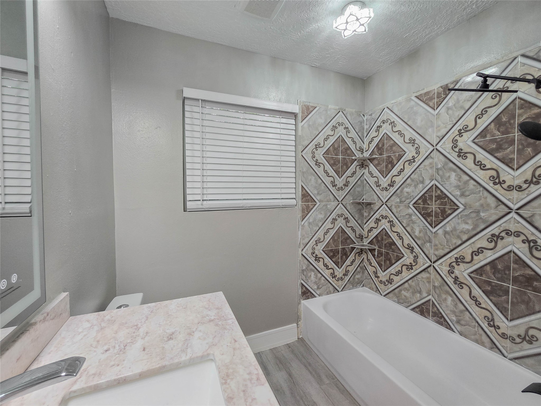 7007 Bellaire Boulevard Property Photo 14