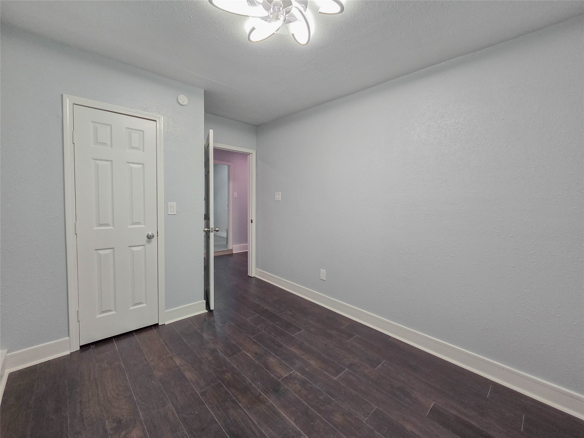 7007 Bellaire Boulevard Property Photo 19