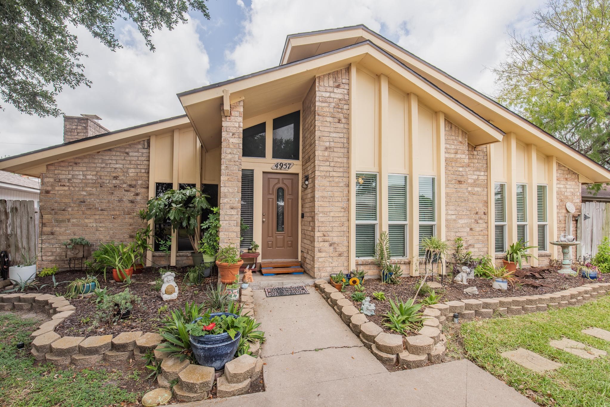 4957 Shadowbend Drive