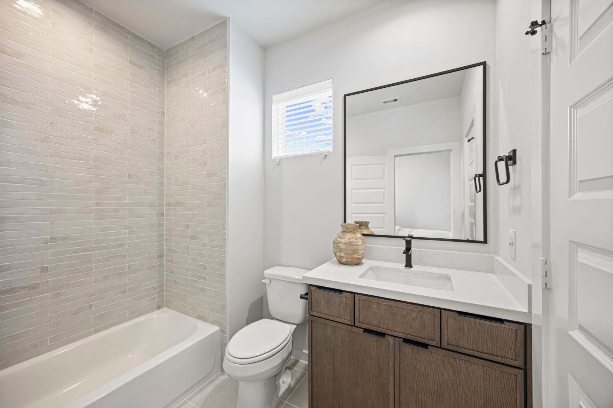 521 Hillwood Heights Drive Property Photo 35