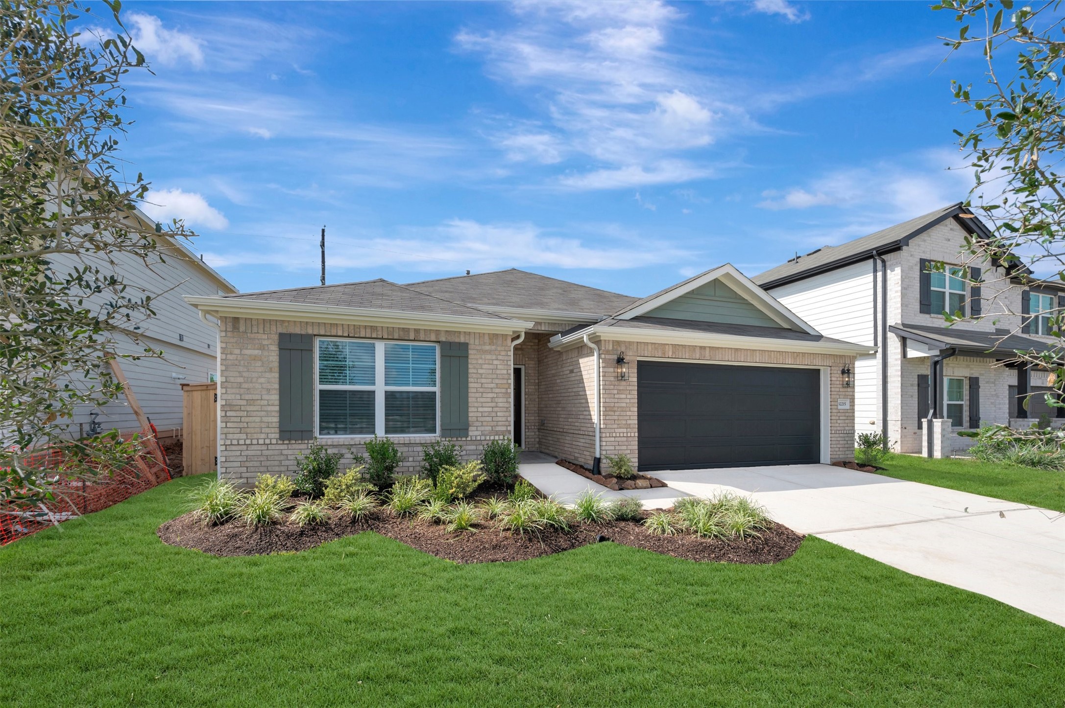 32215 Morning Luster Court Property Photo 2