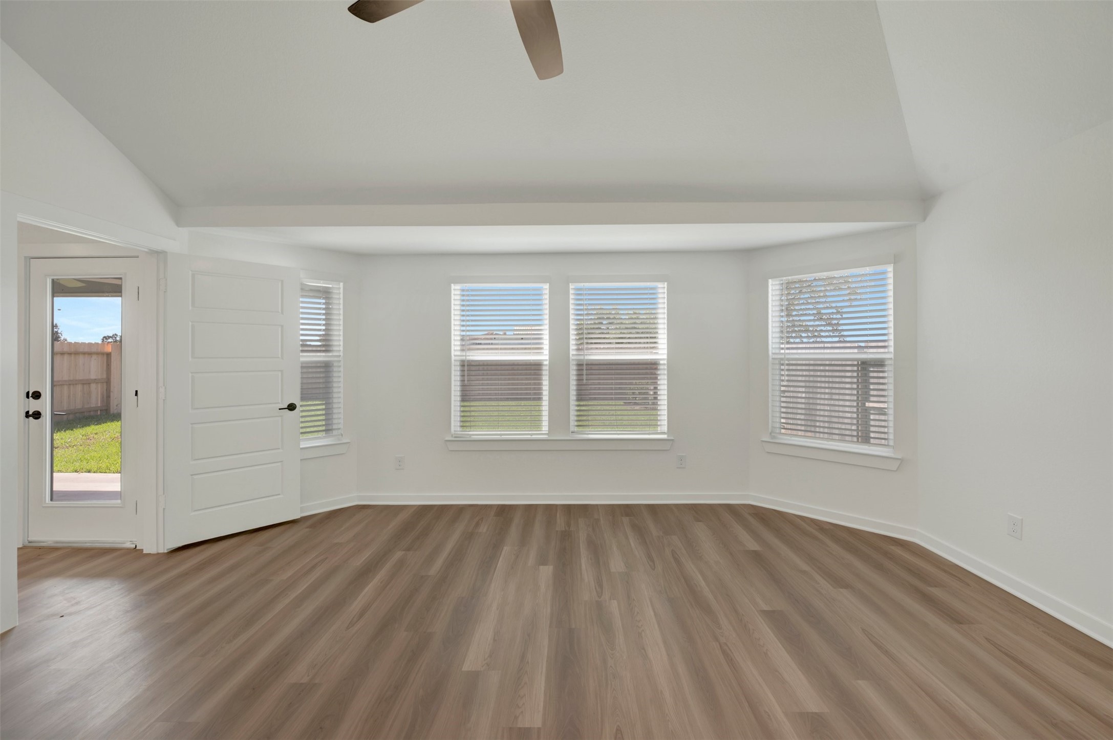 32215 Morning Luster Court Property Photo 10
