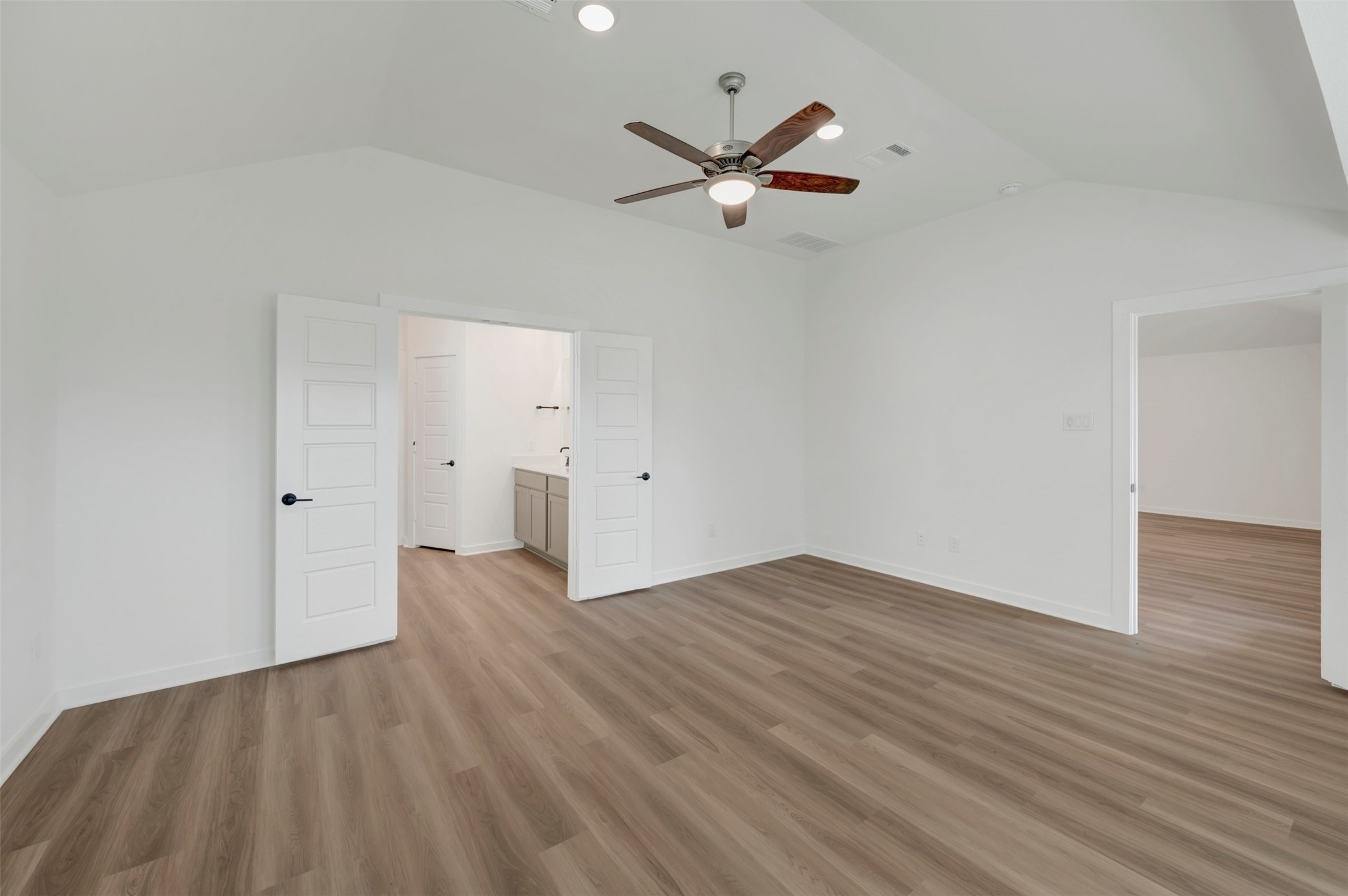 32215 Morning Luster Court Property Photo 12