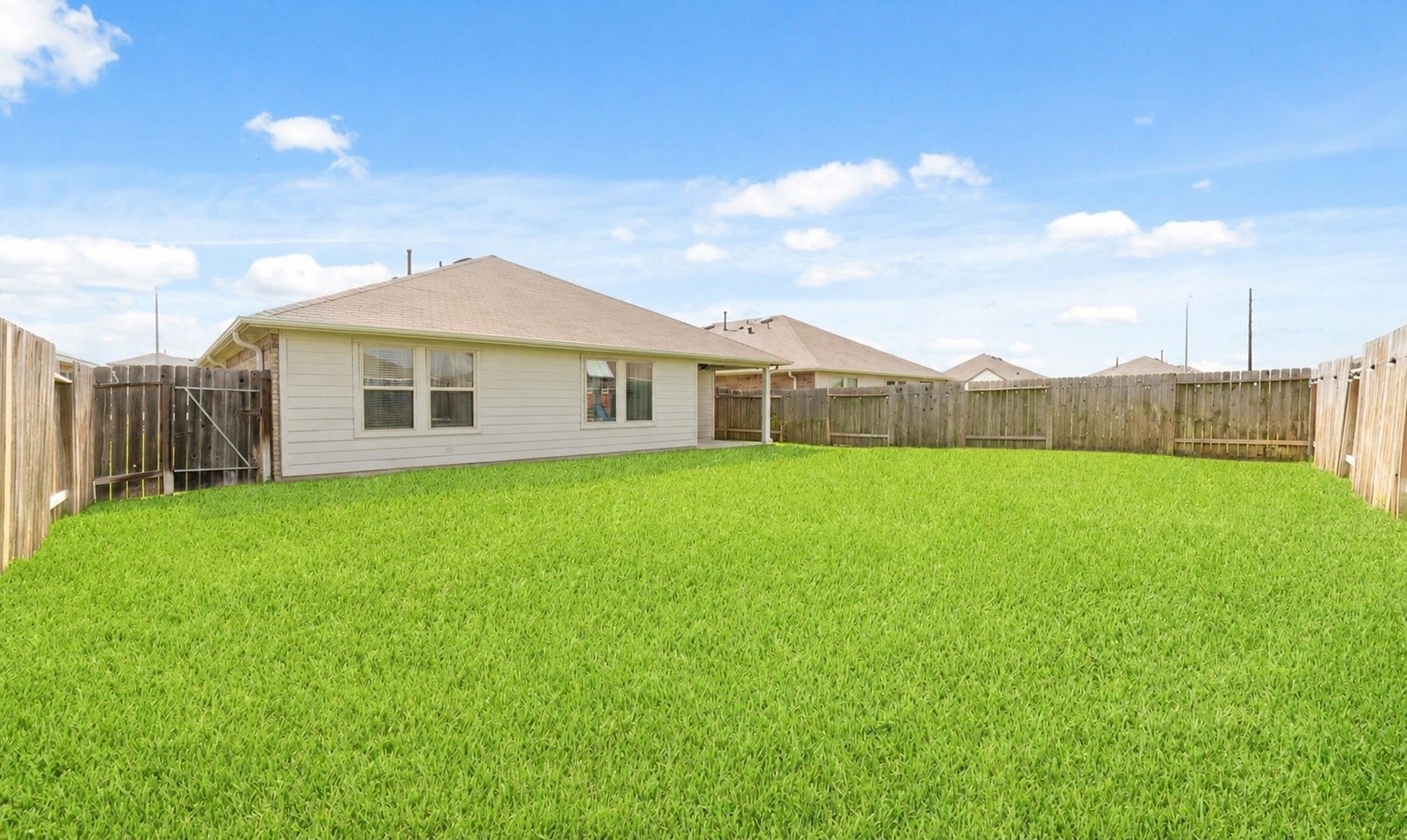 4707 Lombardy Fire Trail Property Photo 2