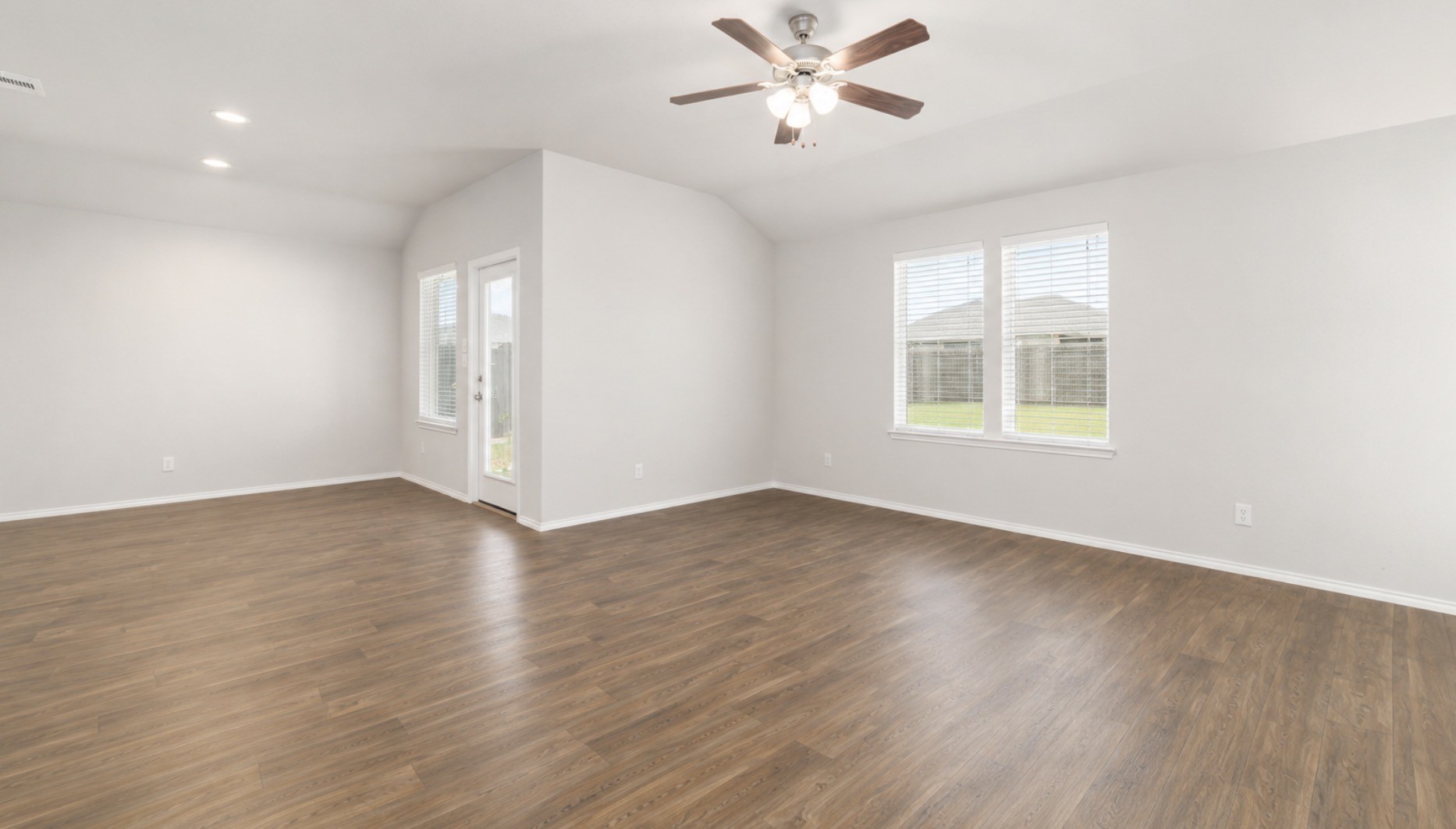 4707 Lombardy Fire Trail Property Photo 5