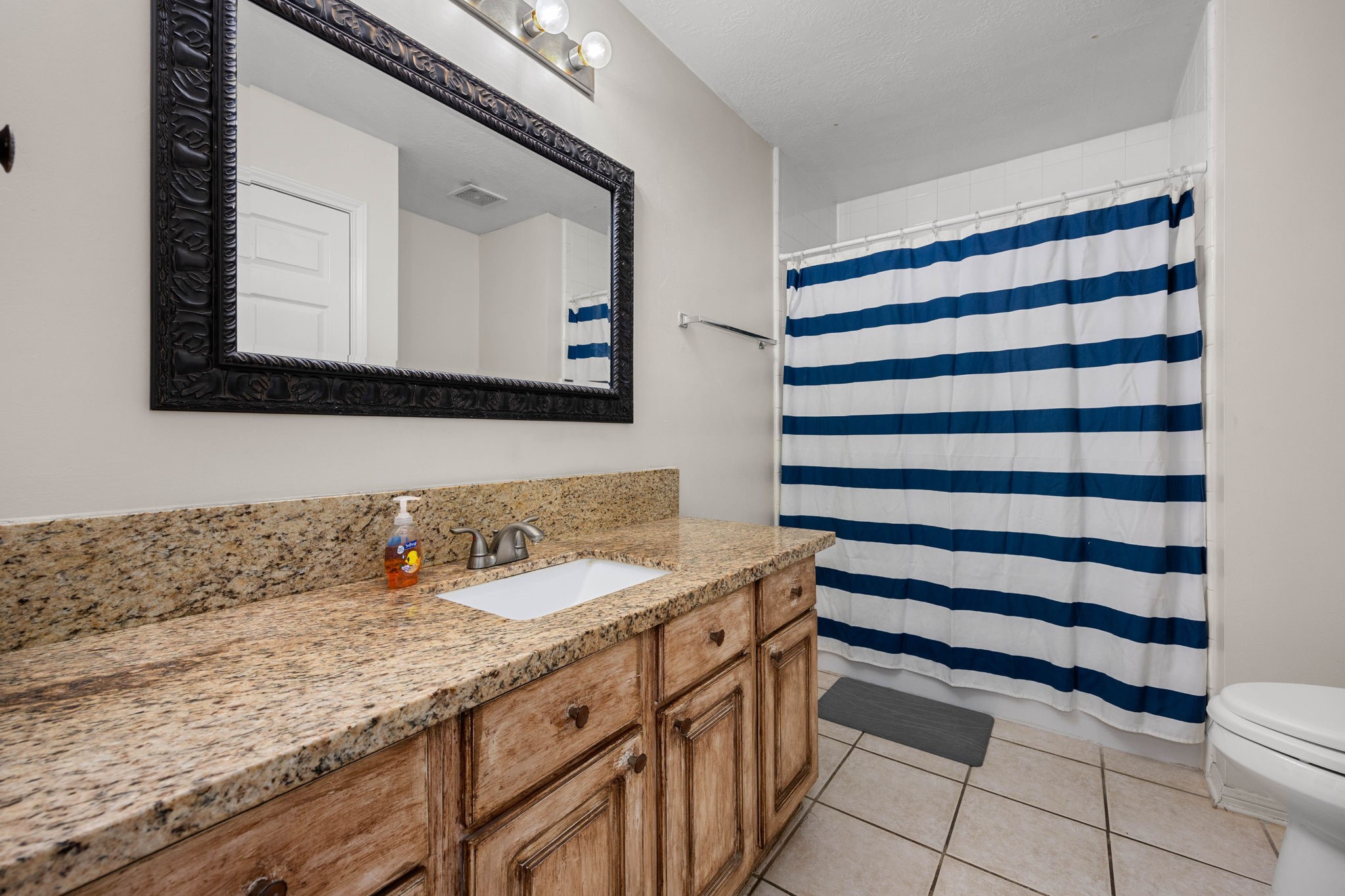 2703 Winding Run Lane Property Photo 18