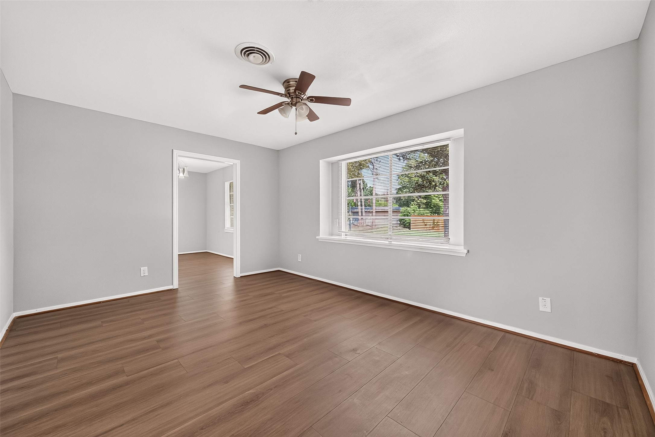 7214 Tours Street Property Photo 5