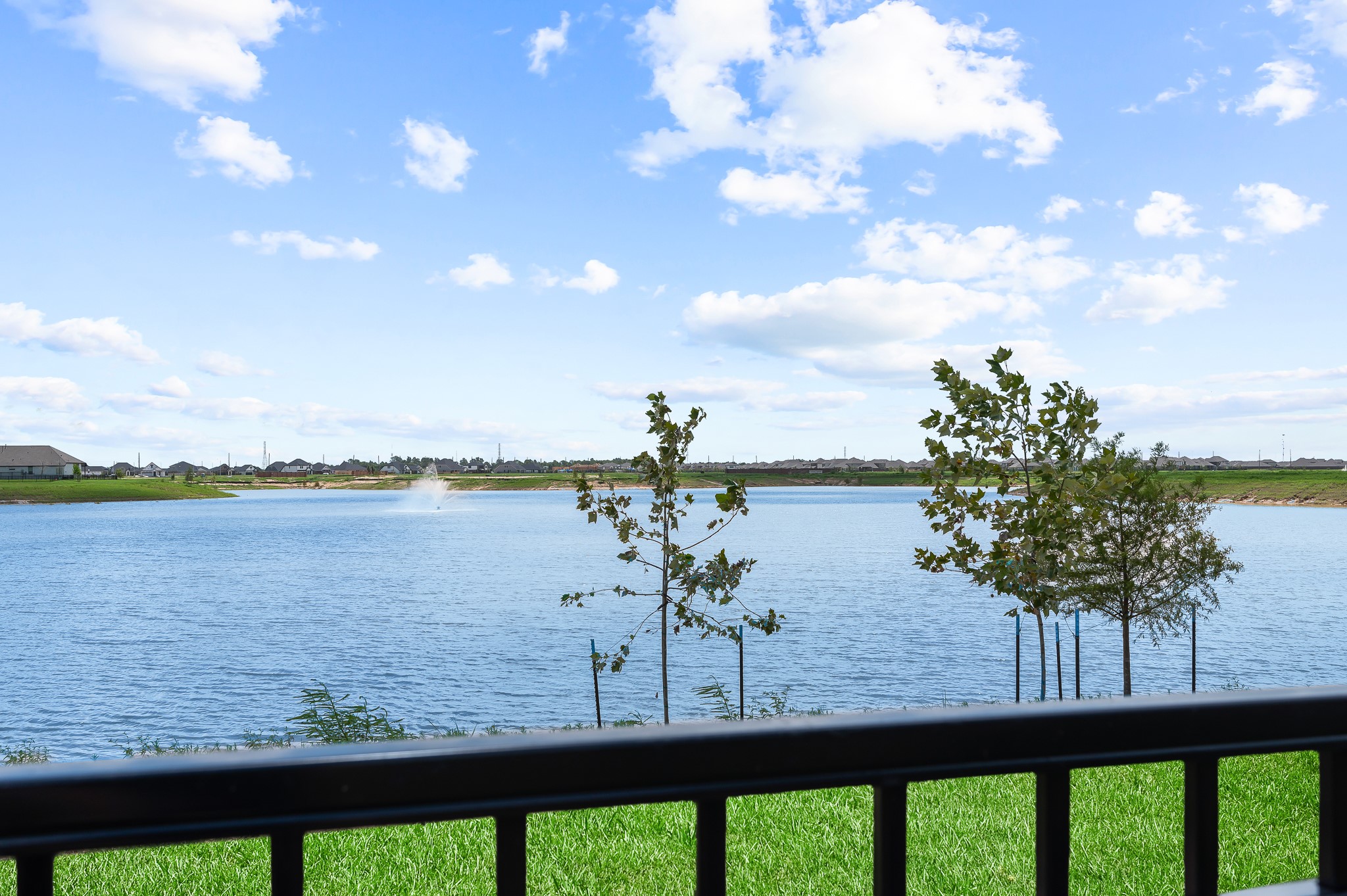 3085 Emerald Ocean Drive Property Photo 3